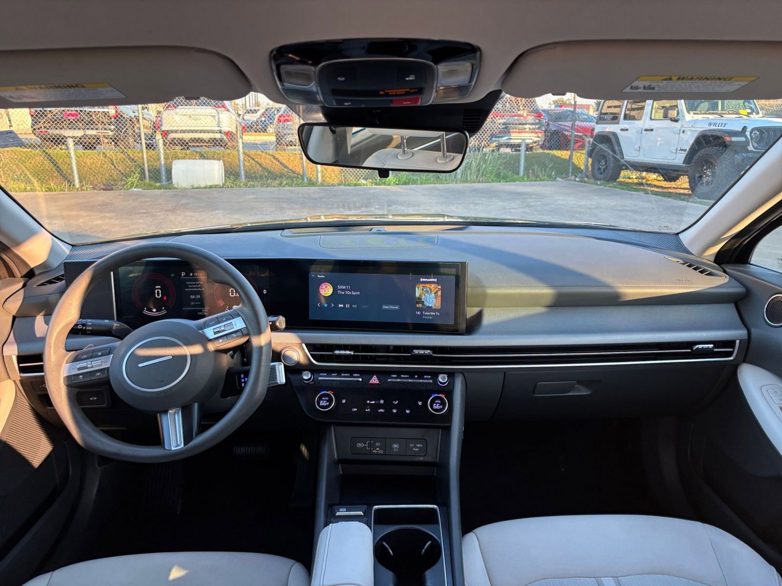 Thumbnail: 2025 Hyundai Sonata - 32