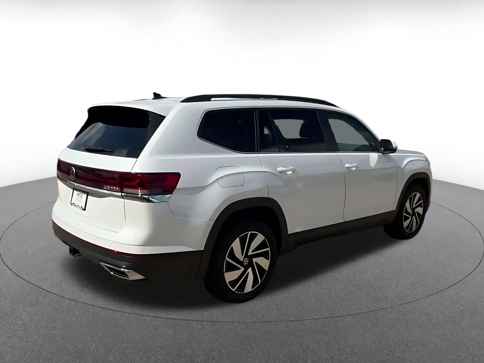 Thumbnail: 2026 Volkswagen Atlas - 11