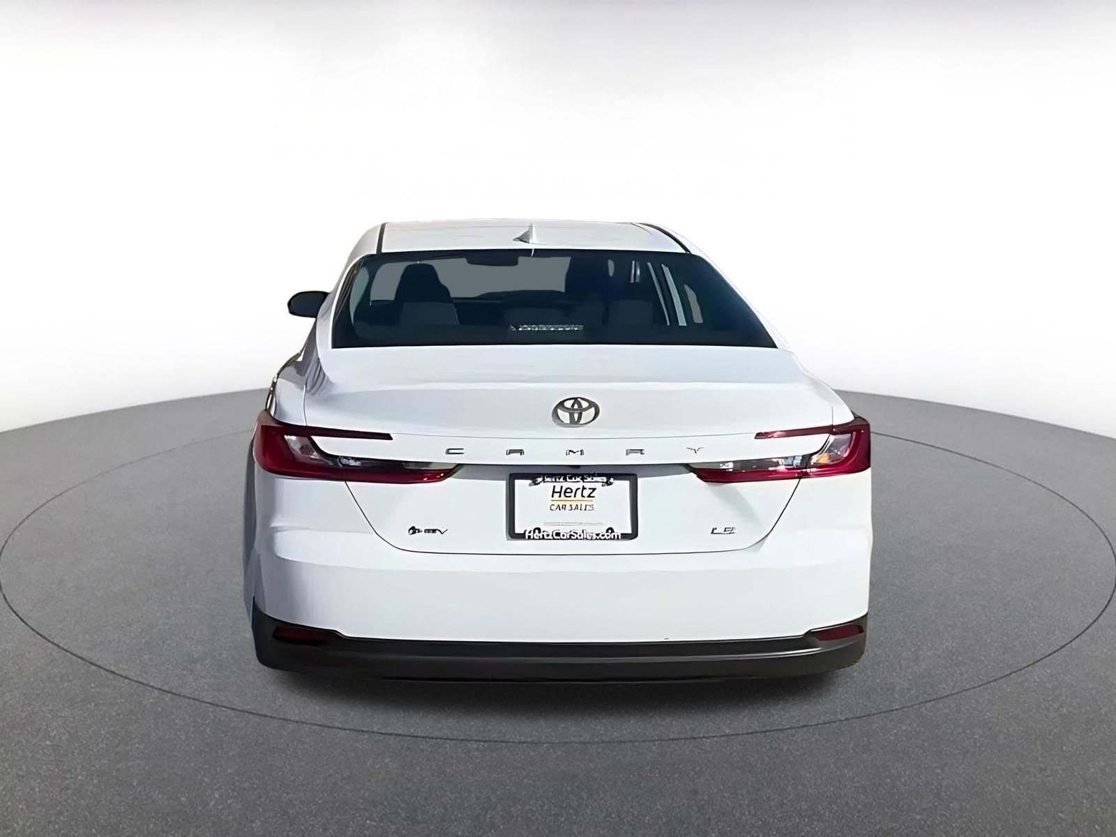 Thumbnail: 2025 Toyota Camry - 11