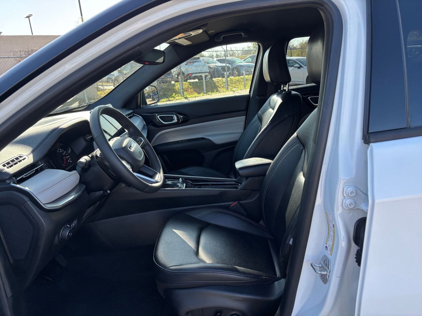 Thumbnail: 2025 Jeep Compass - 28