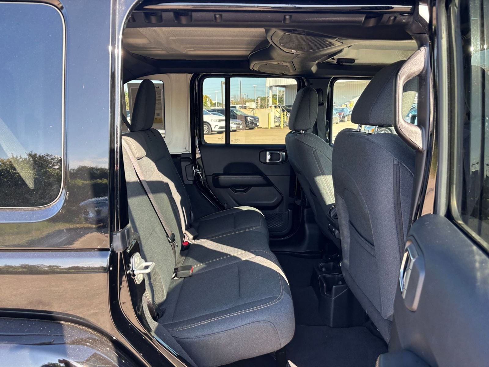 Thumbnail: 2025 Jeep Wrangler - 24