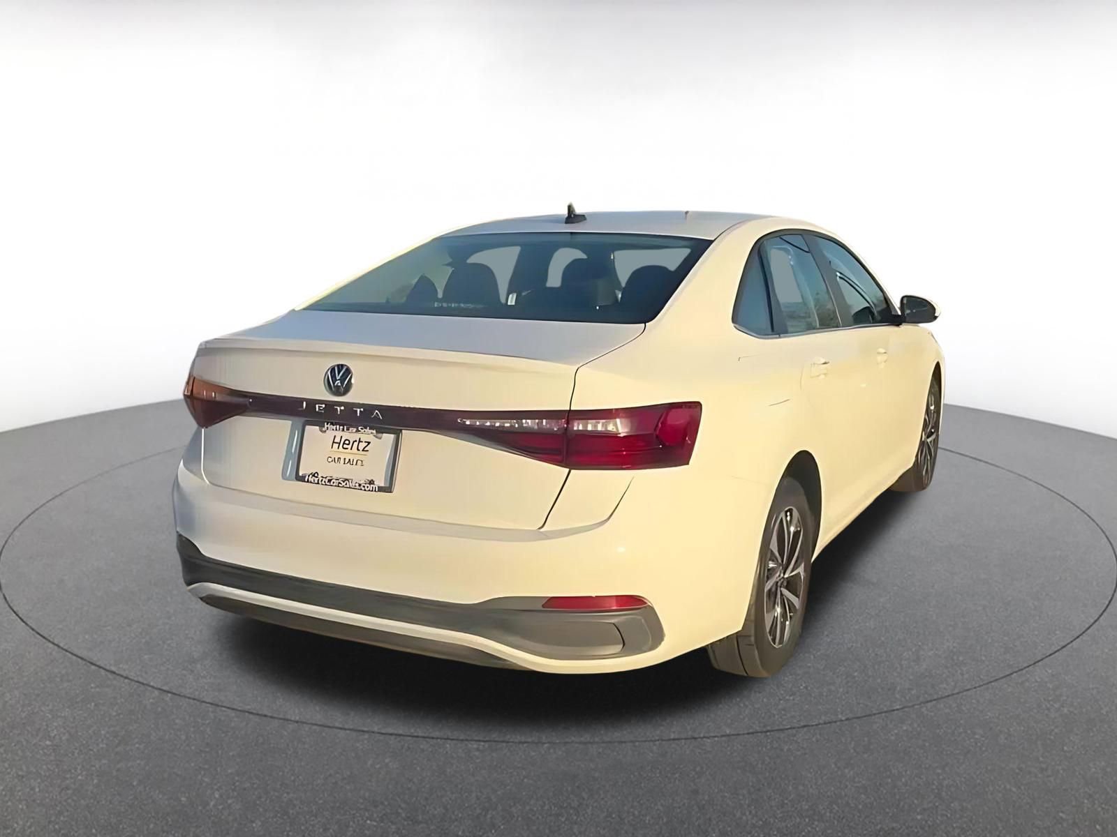 Thumbnail: 2025 Volkswagen Jetta - 12