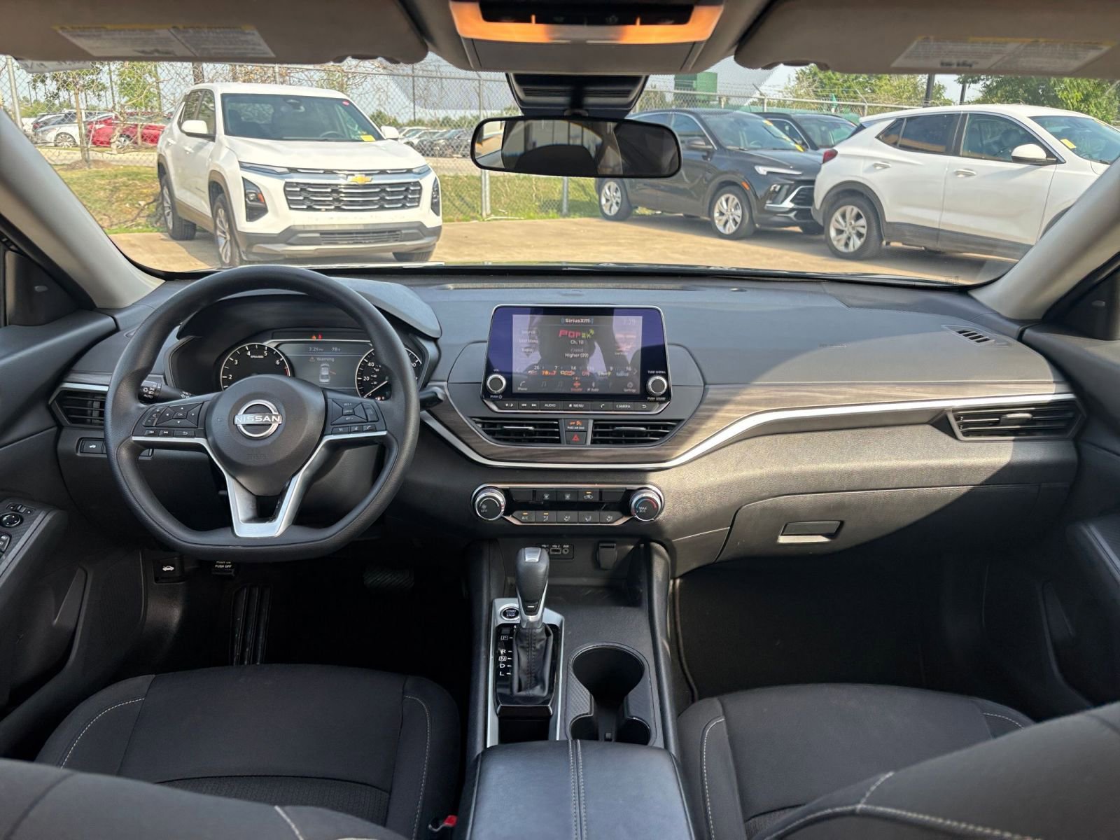 Thumbnail: 2025 Nissan Altima - 33
