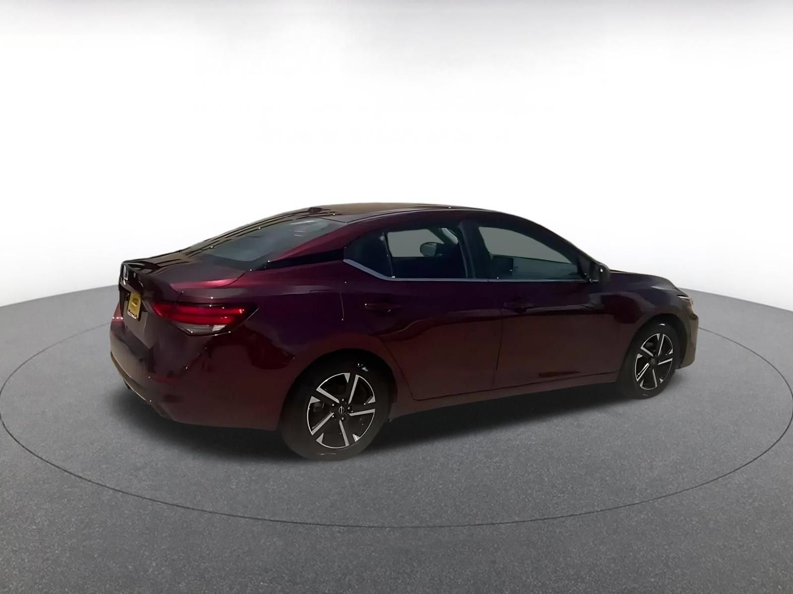 Thumbnail: 2025 Nissan Sentra - 10