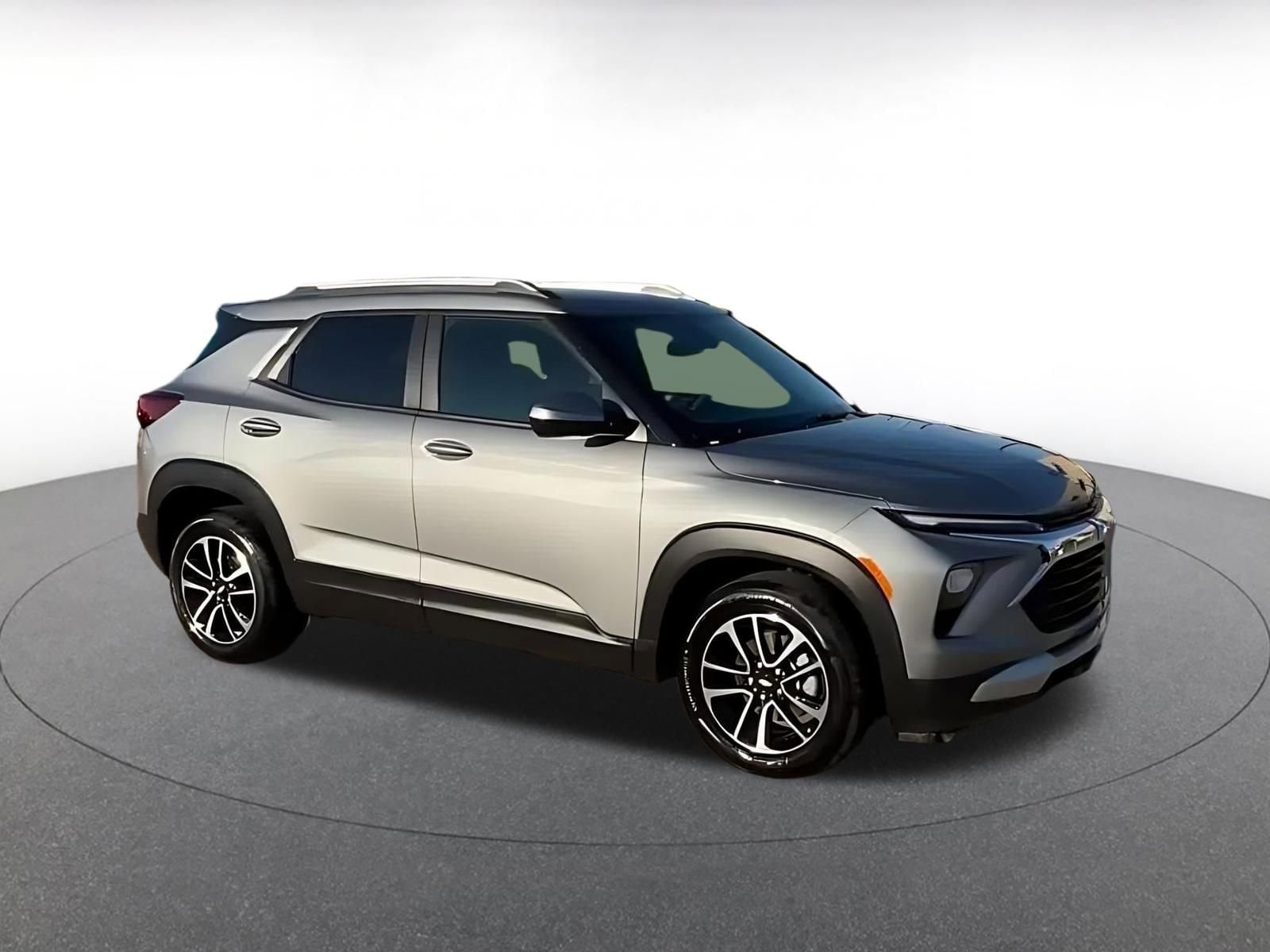 Thumbnail: 2025 Chevrolet TrailBlazer - 2