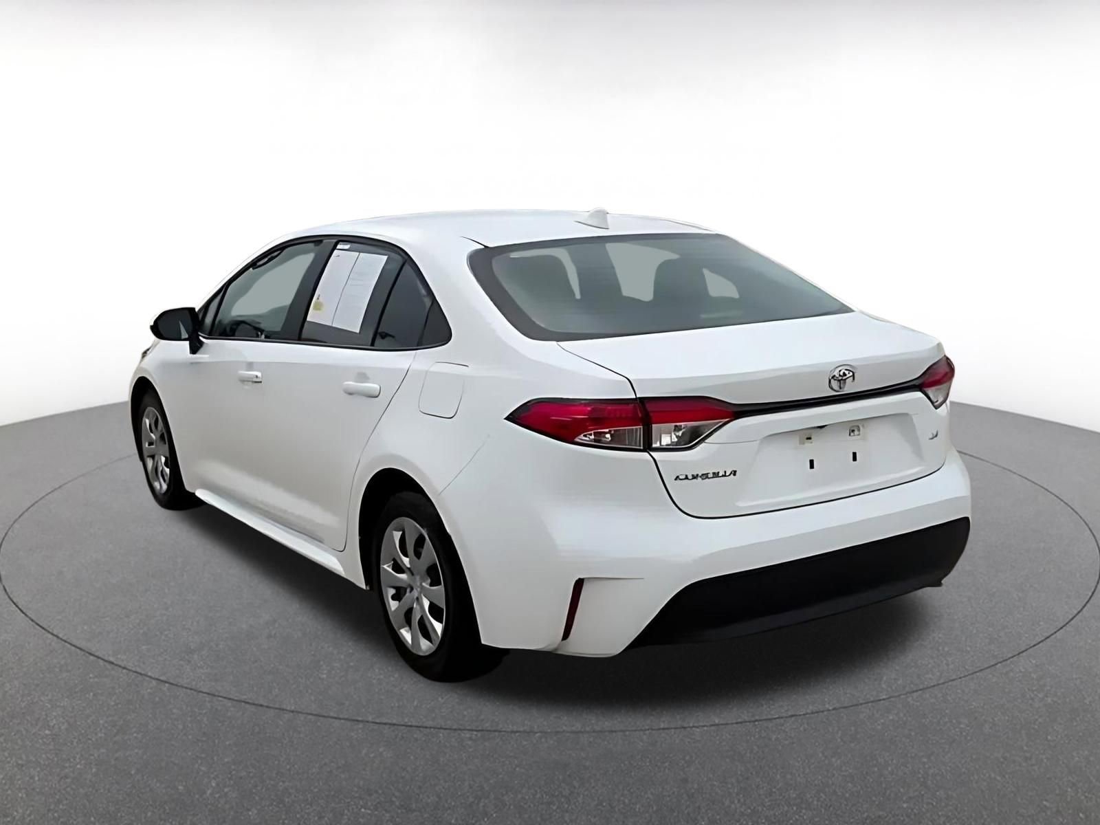 Thumbnail: 2025 Toyota Corolla - 11