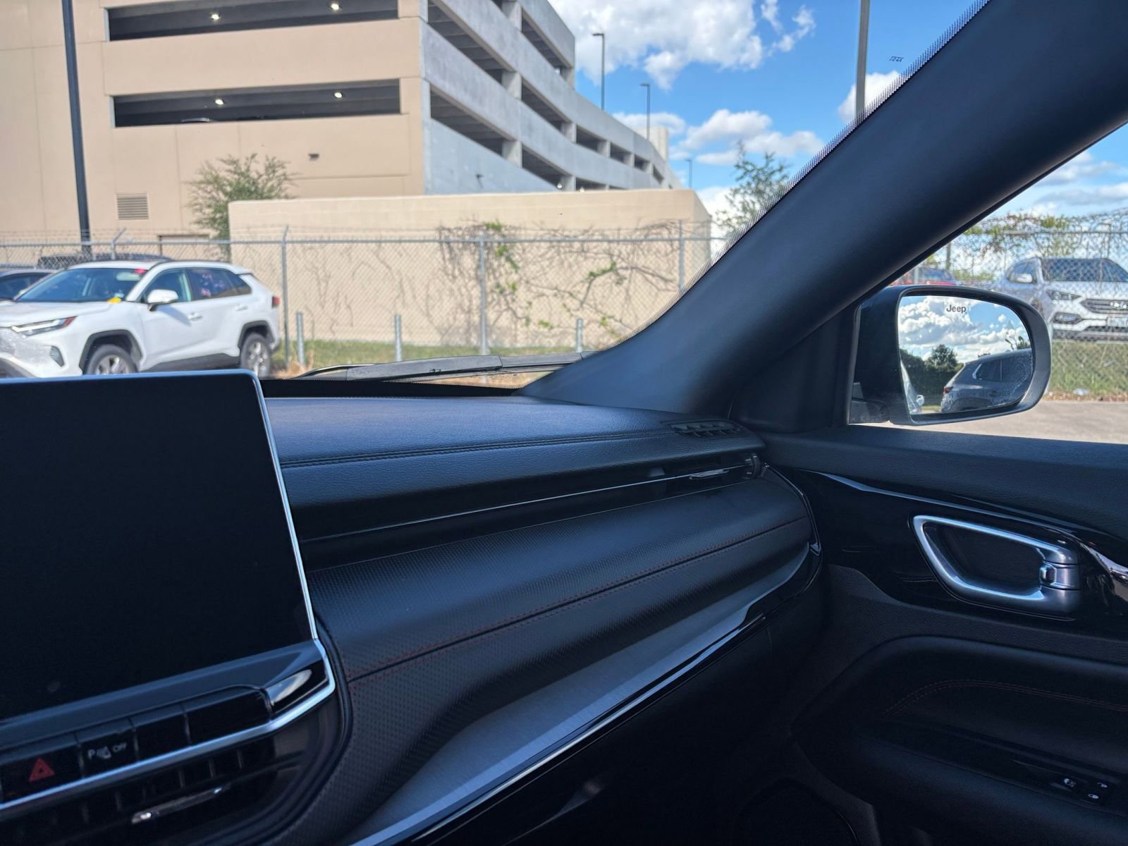 Thumbnail: 2025 Jeep Compass - 33