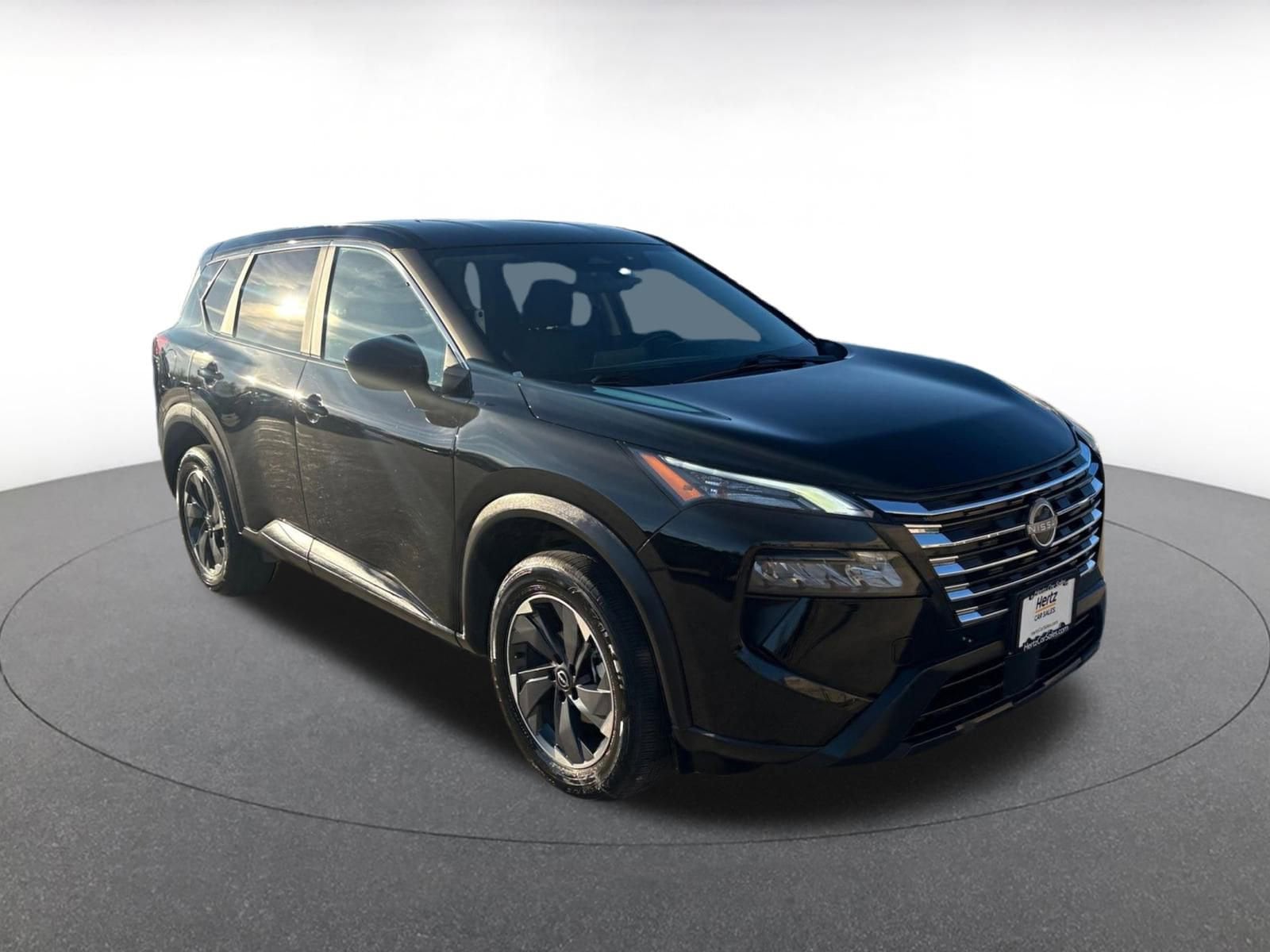 Thumbnail: 2025 Nissan Rogue - 1