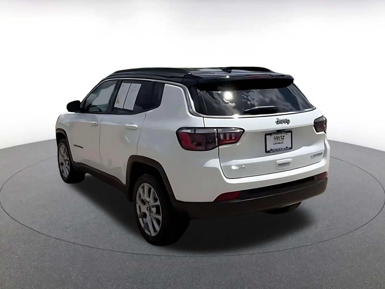 Thumbnail: 2025 Jeep Compass - 11