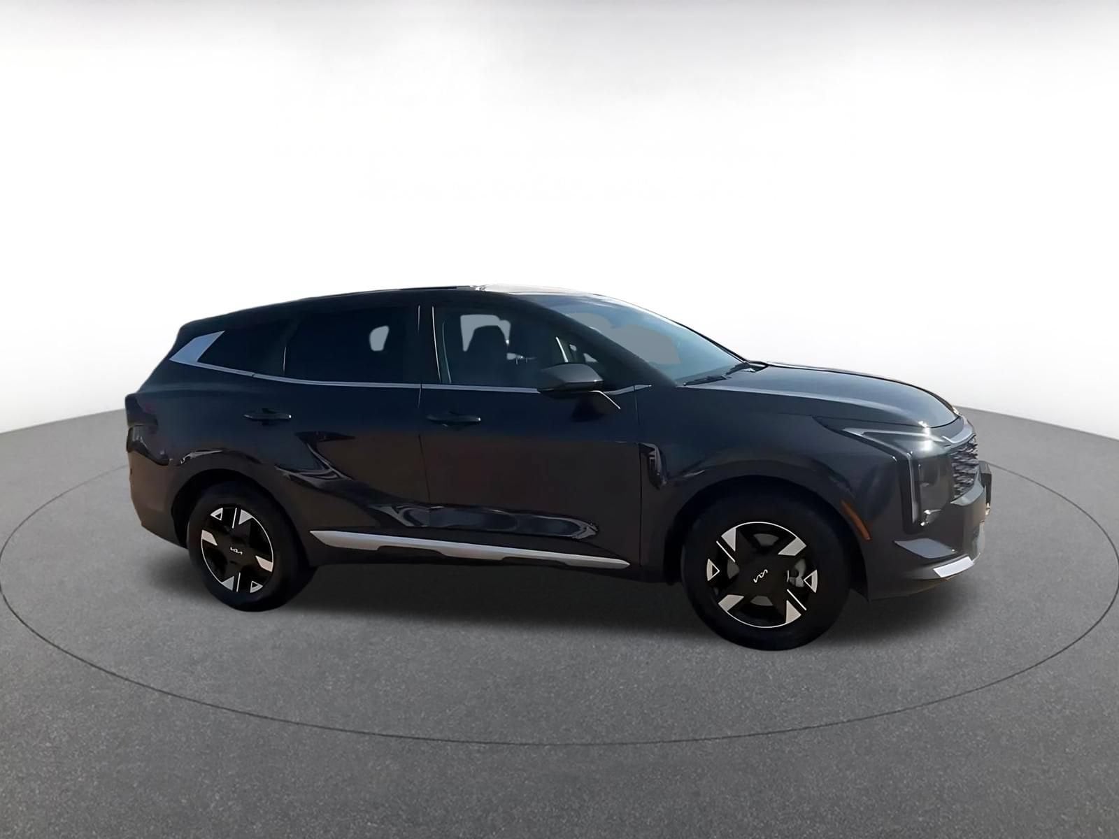 Thumbnail: 2026 Kia Sportage - 2