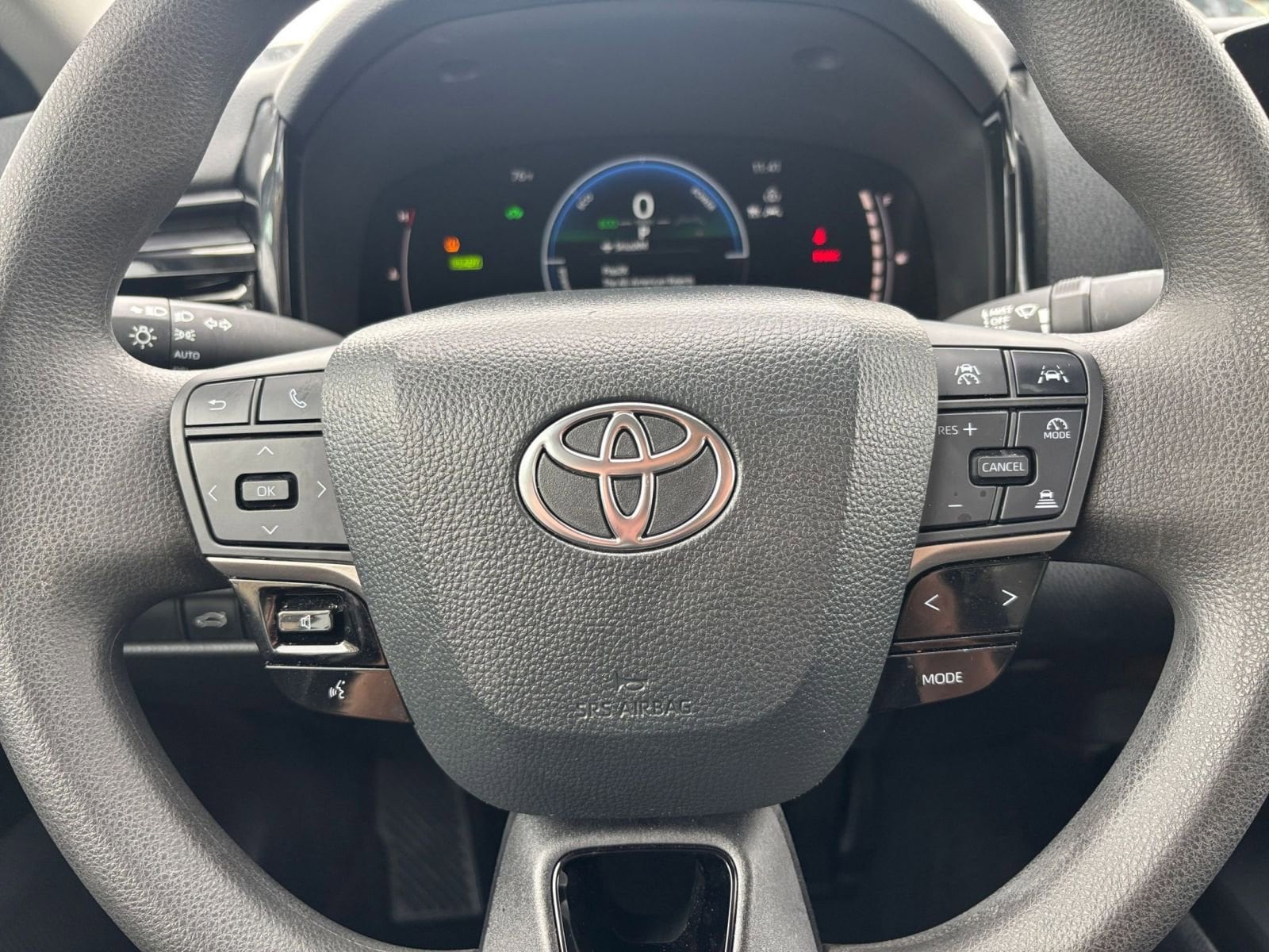 Thumbnail: 2025 Toyota Camry - 27