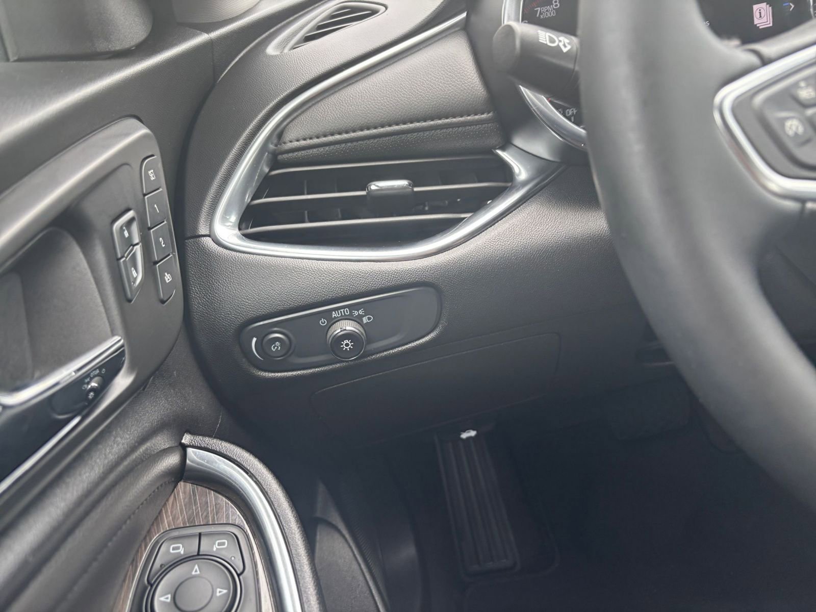 Thumbnail: 2024 Chevrolet Malibu - 34