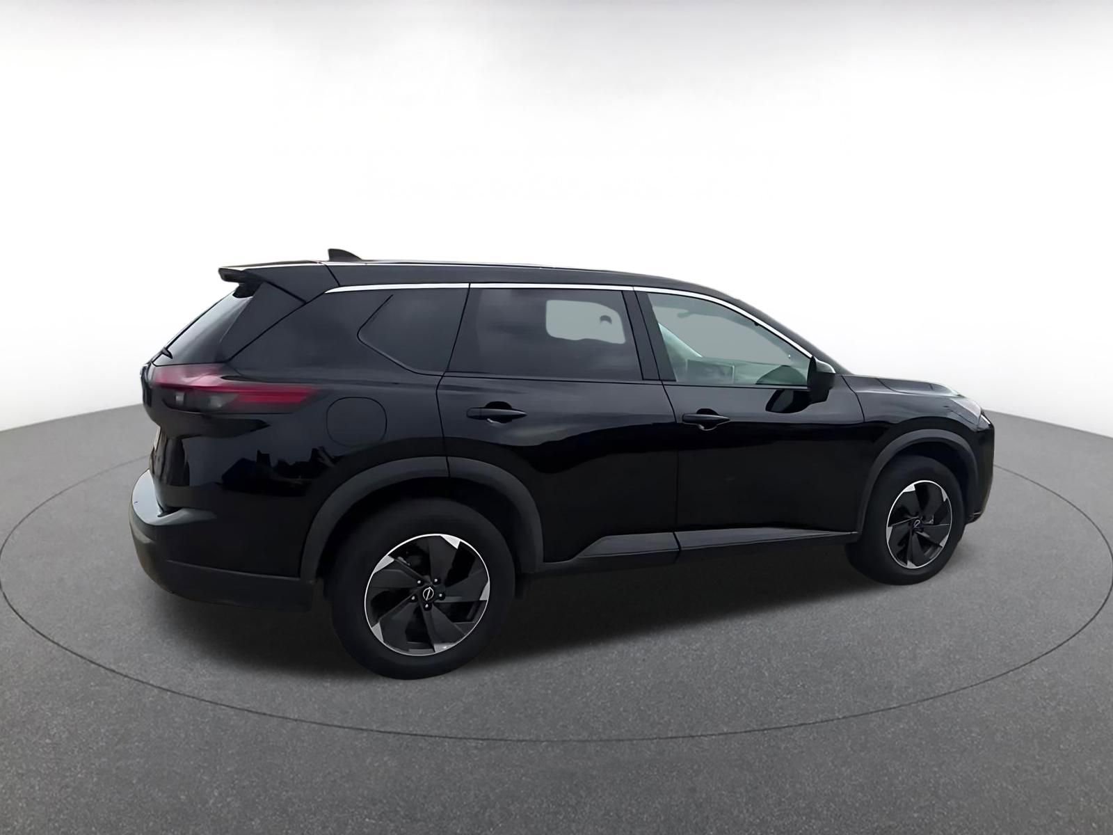 Thumbnail: 2025 Nissan Rogue - 15