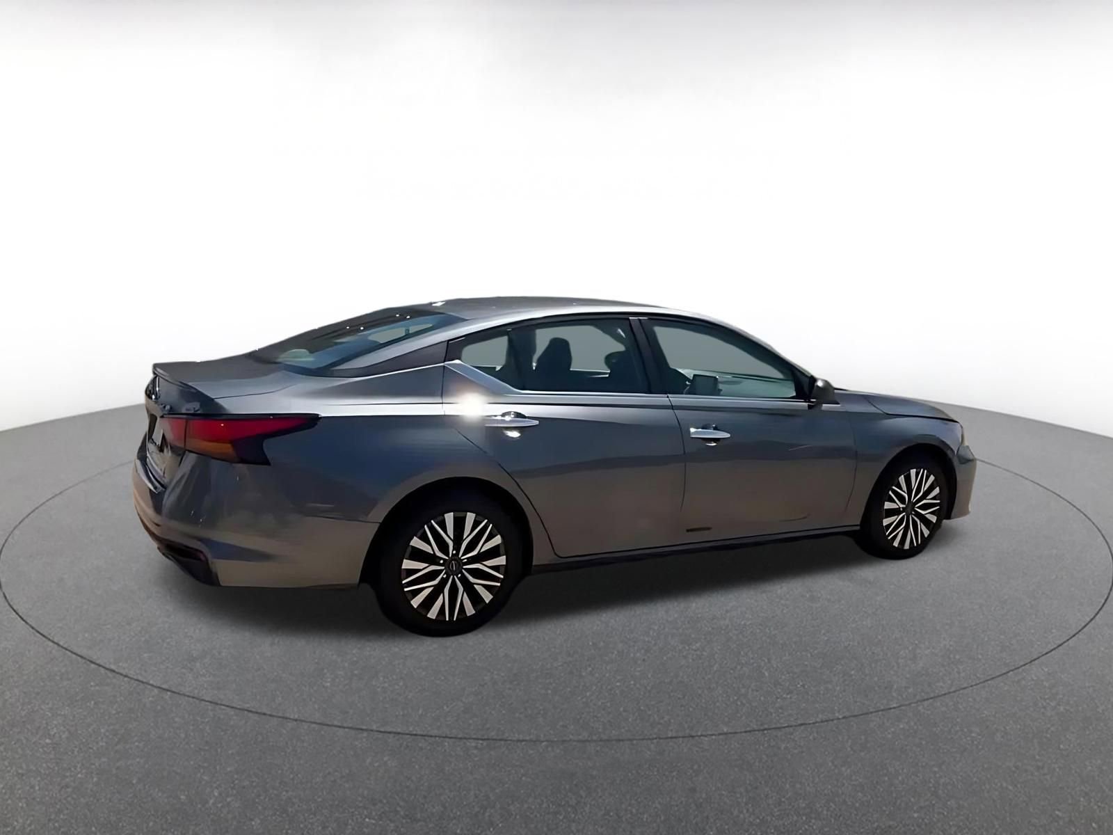 Thumbnail: 2025 Nissan Altima - 14