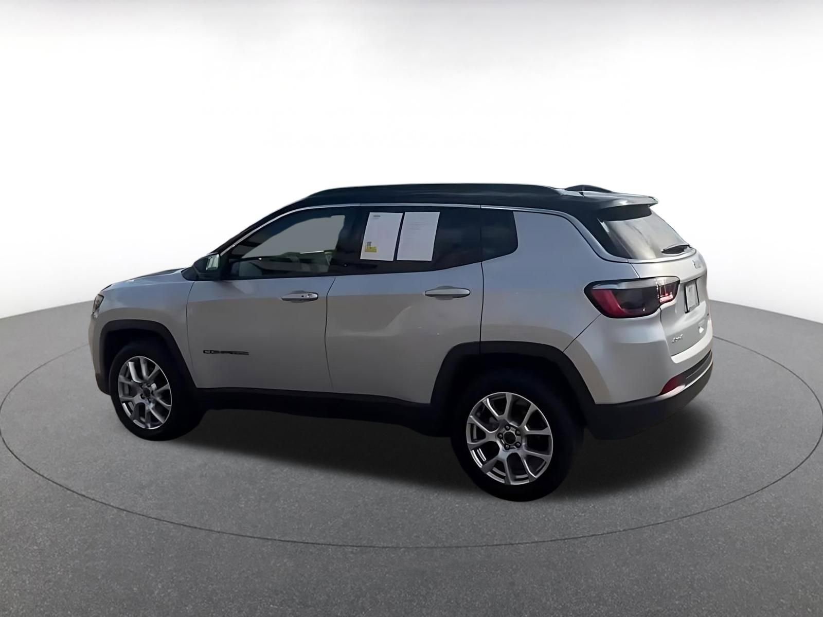 Thumbnail: 2025 Jeep Compass - 14