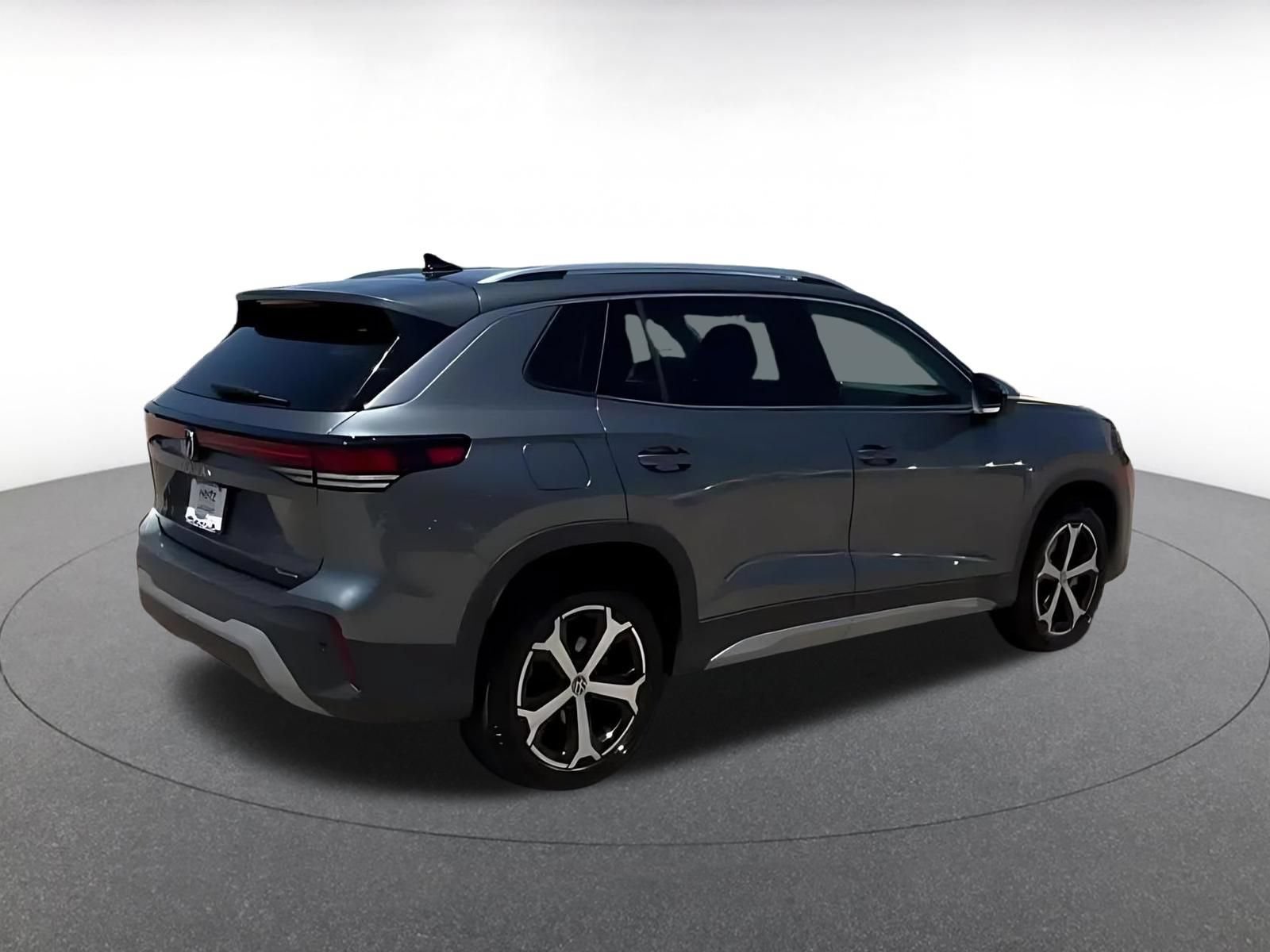 Thumbnail: 2026 Volkswagen Tiguan - 13