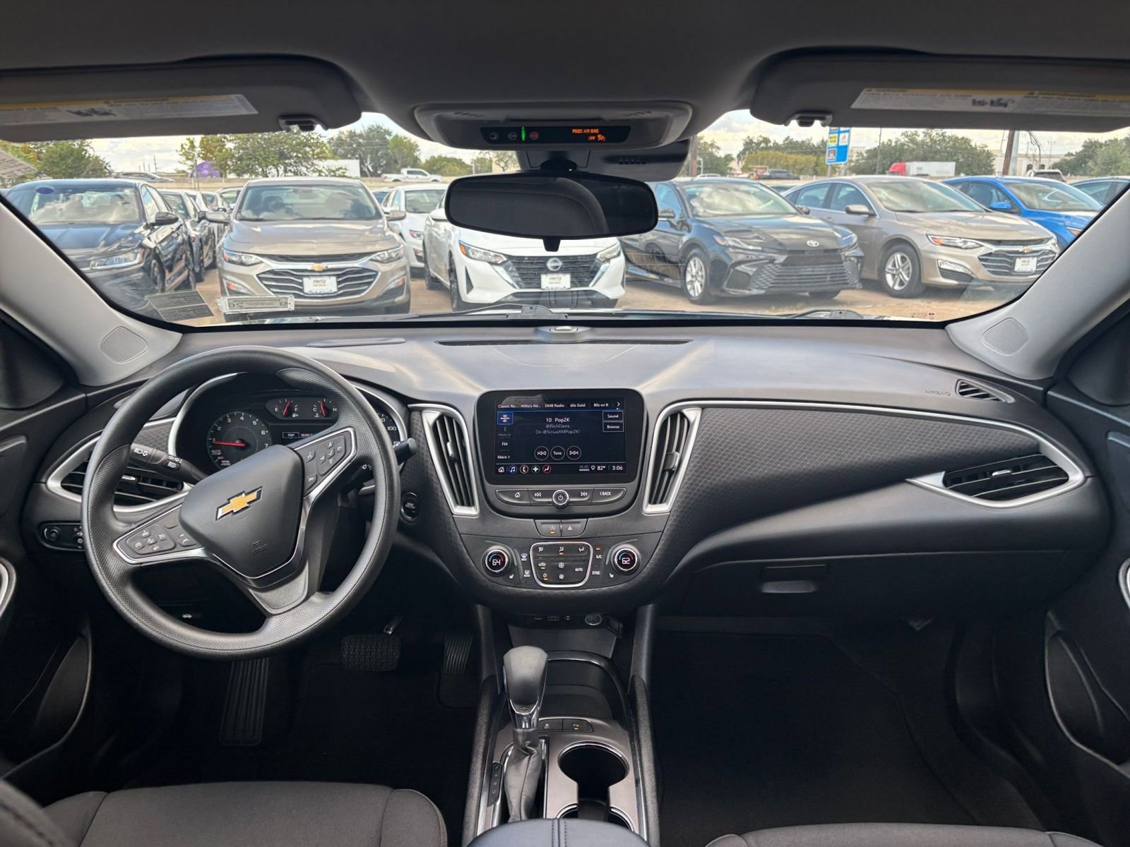 Thumbnail: 2024 Chevrolet Malibu - 33