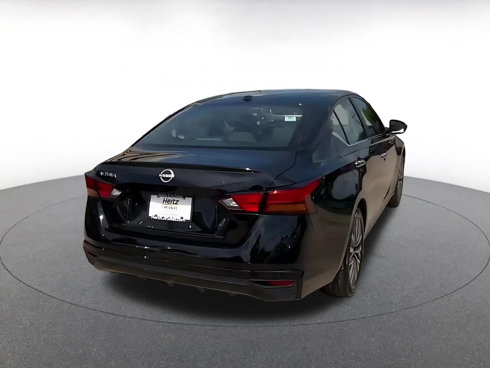 Thumbnail: 2025 Nissan Altima - 15