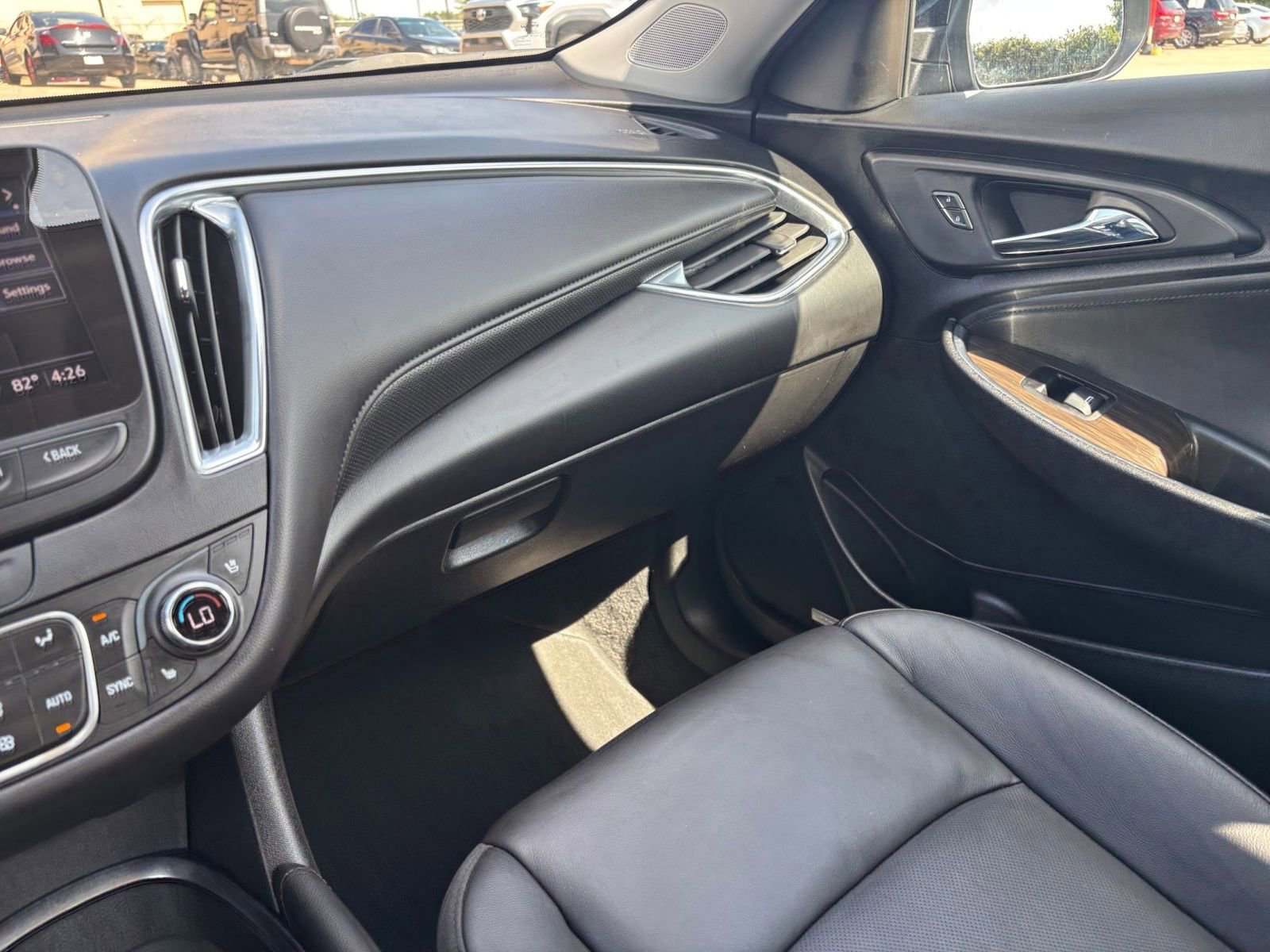 Thumbnail: 2024 Chevrolet Malibu - 35