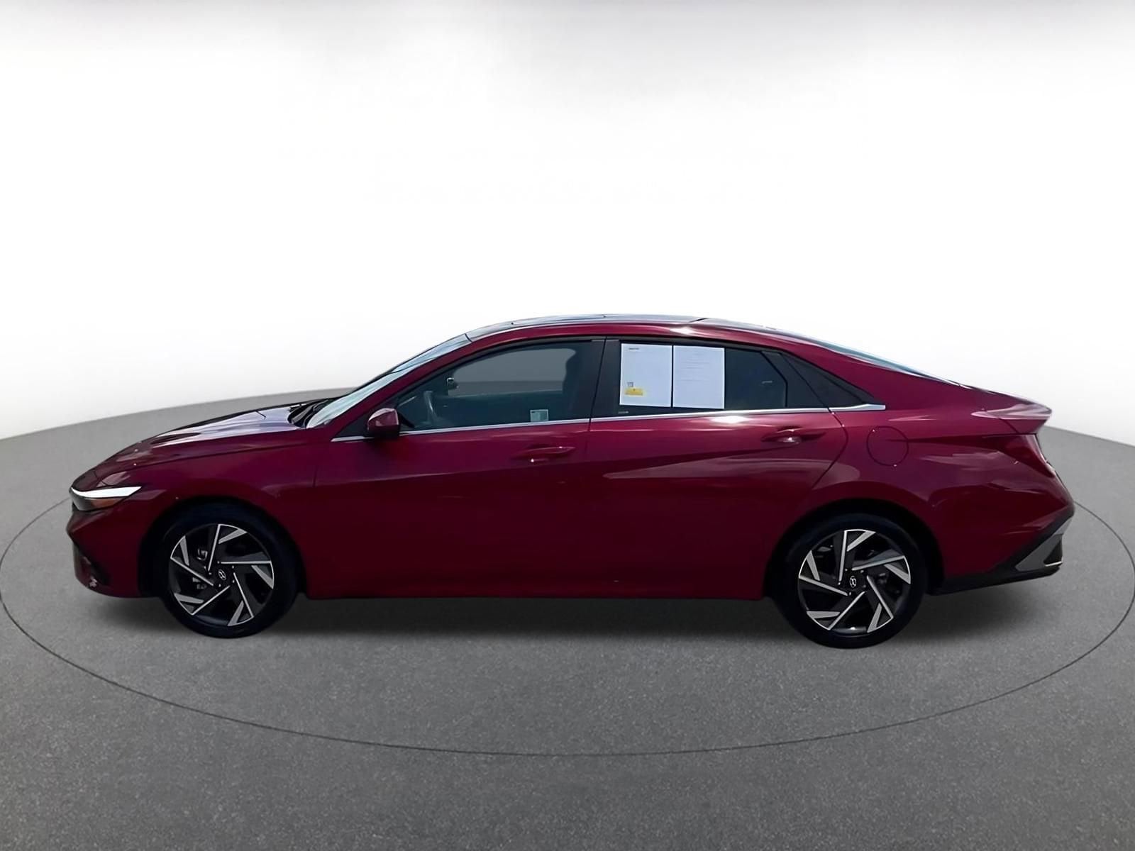 Thumbnail: 2025 Hyundai Elantra - 4