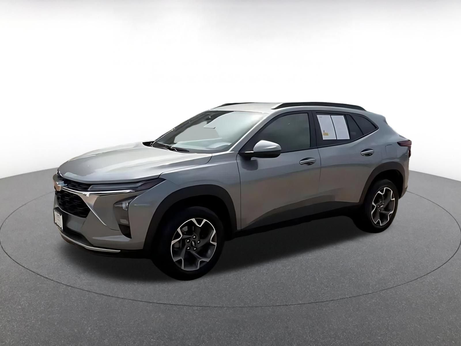Thumbnail: 2025 Chevrolet Trax - 6