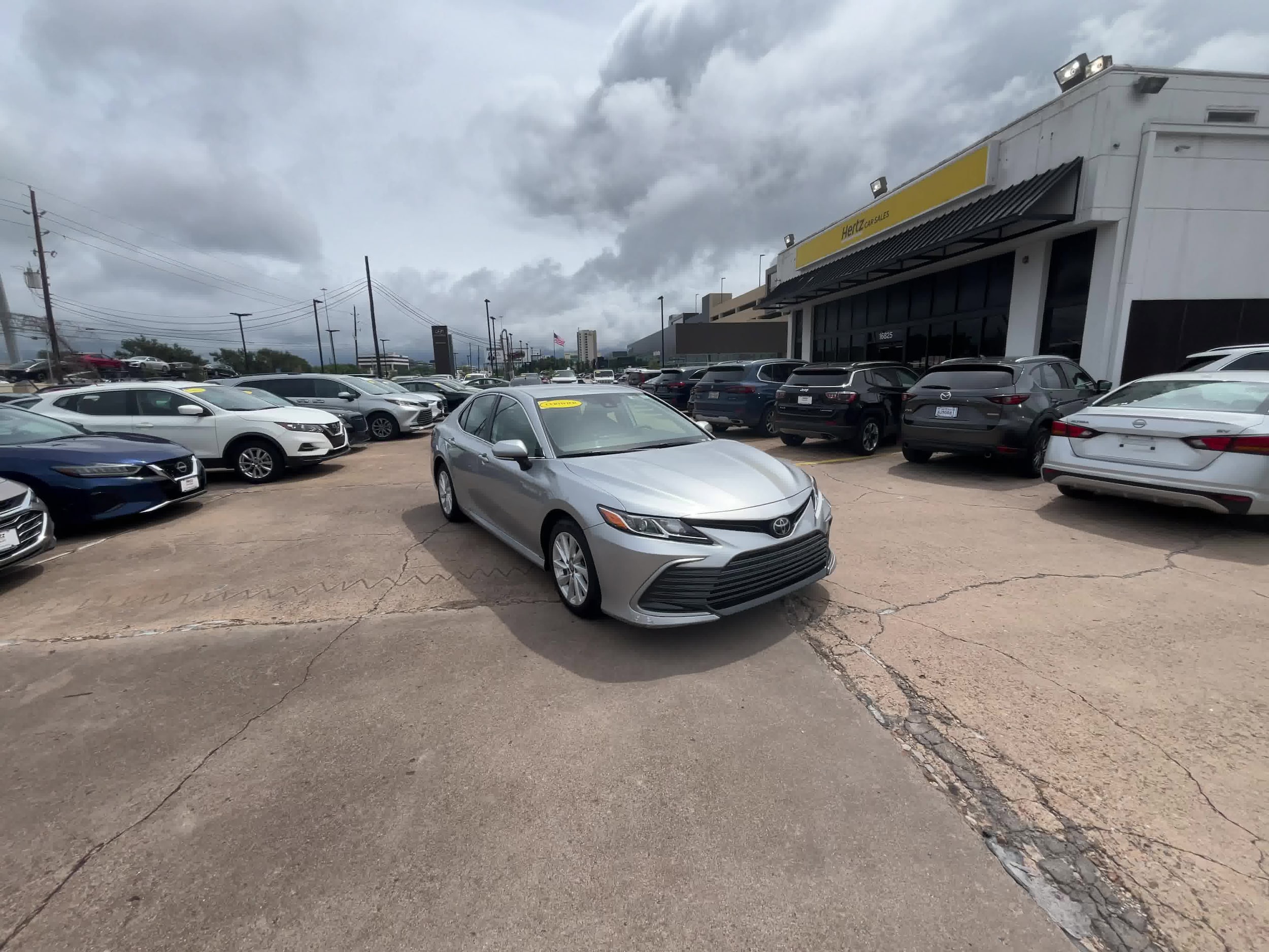 2023 Toyota Camry LE 6