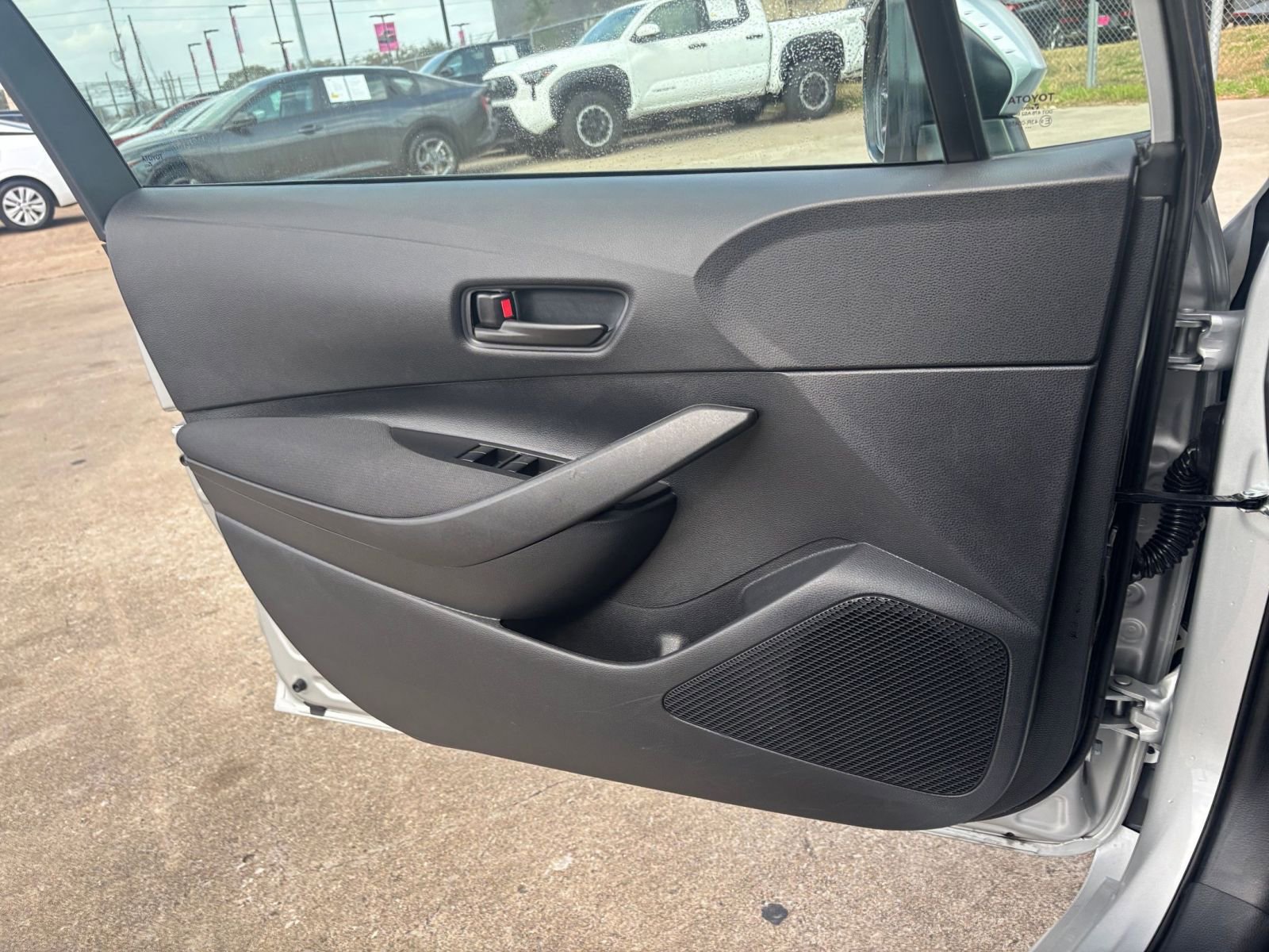 Thumbnail: 2025 Toyota Corolla - 18