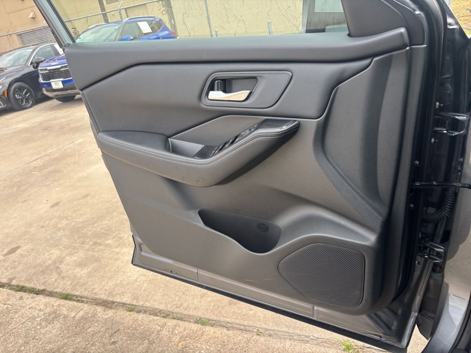 Thumbnail: 2025 Nissan Rogue - 18