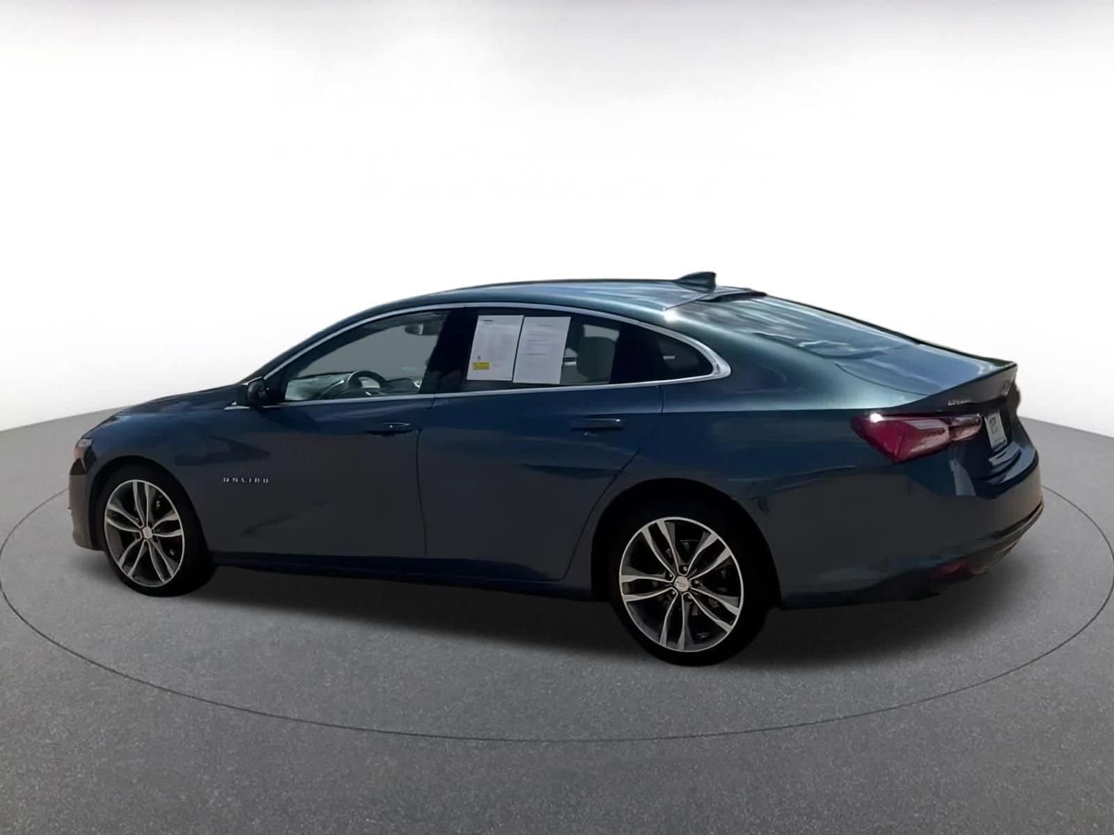 Thumbnail: 2024 Chevrolet Malibu - 10