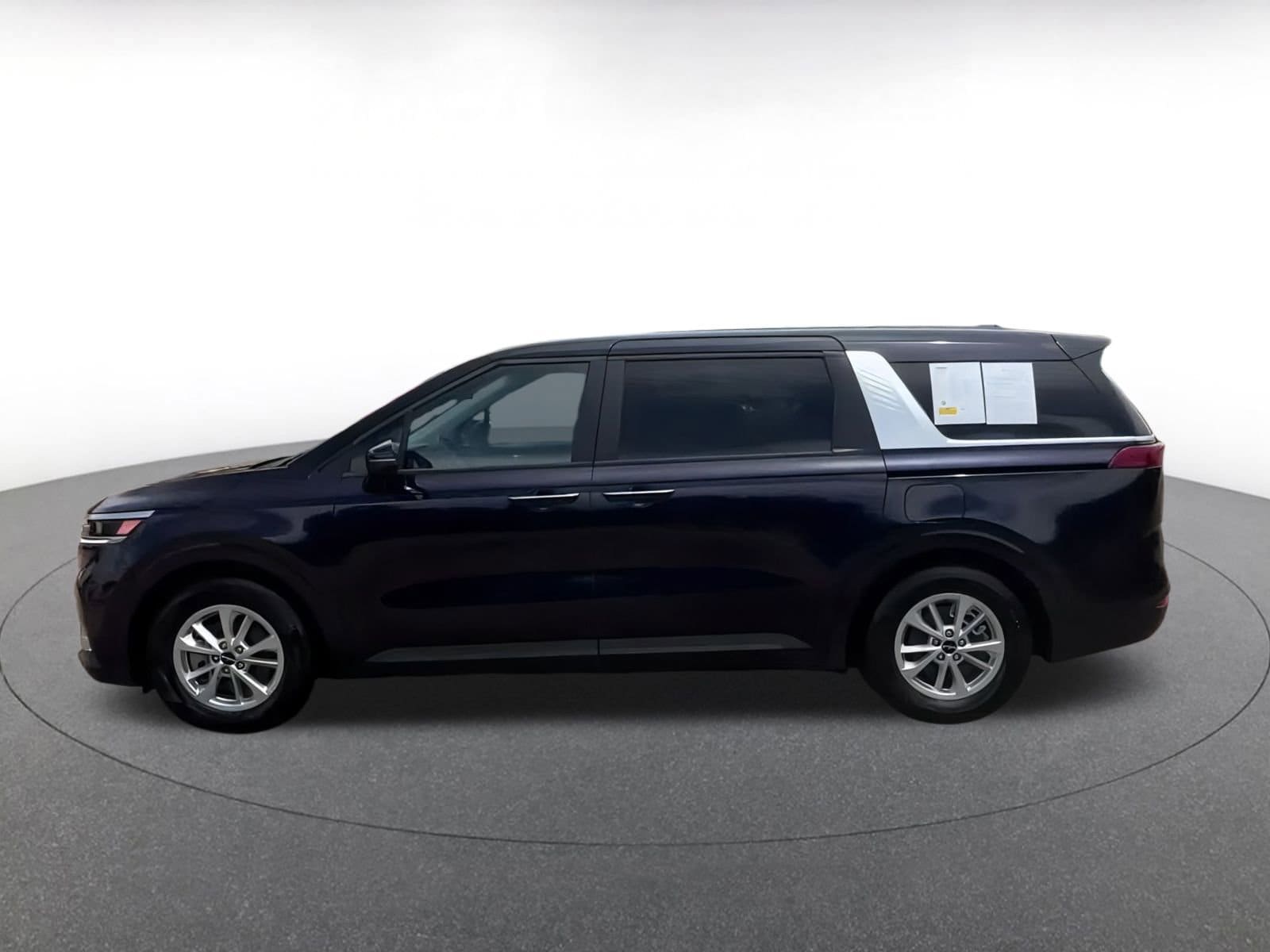 Thumbnail: 2024 Kia Carnival - 10
