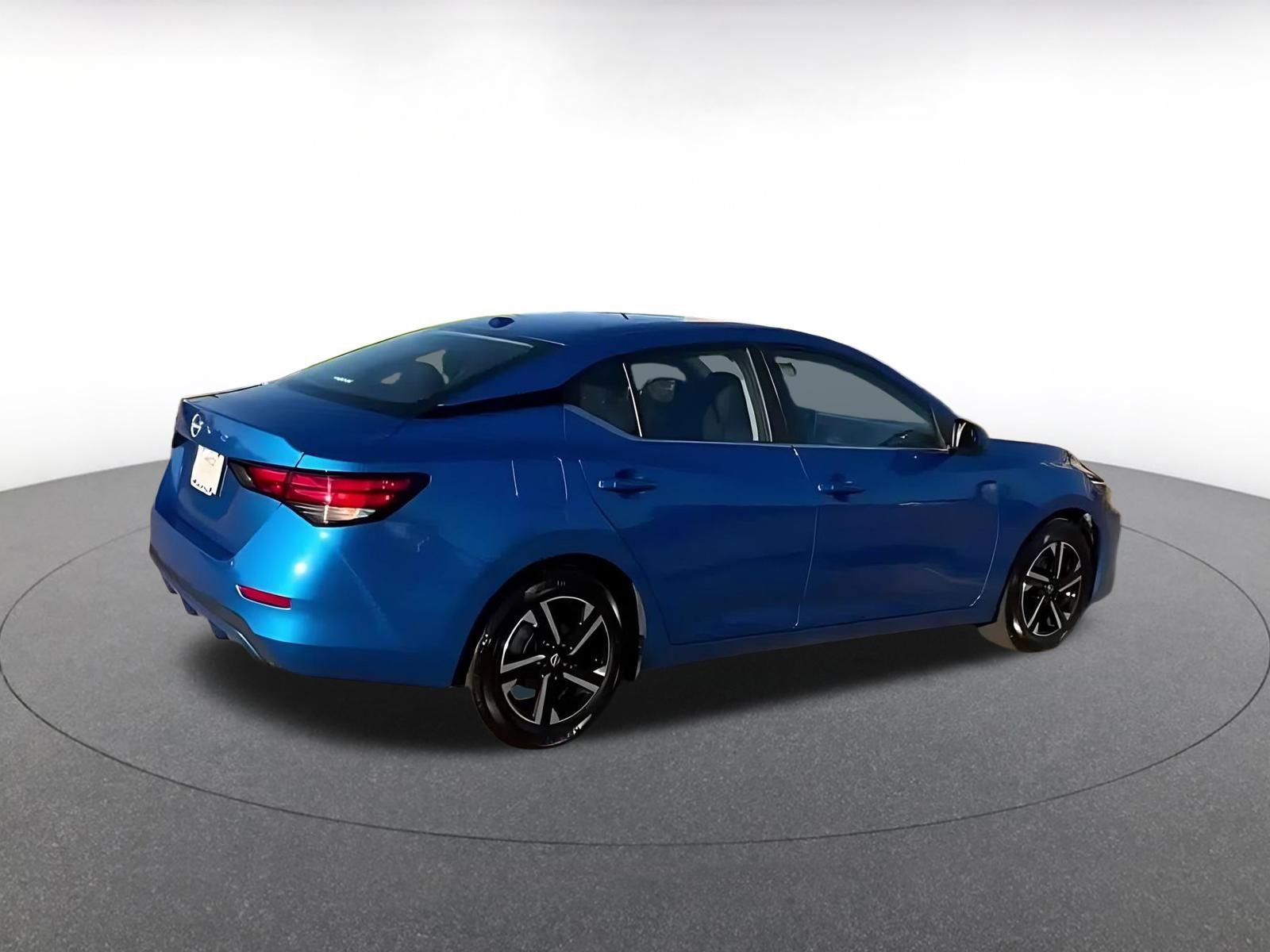 Thumbnail: 2025 Nissan Sentra - 12