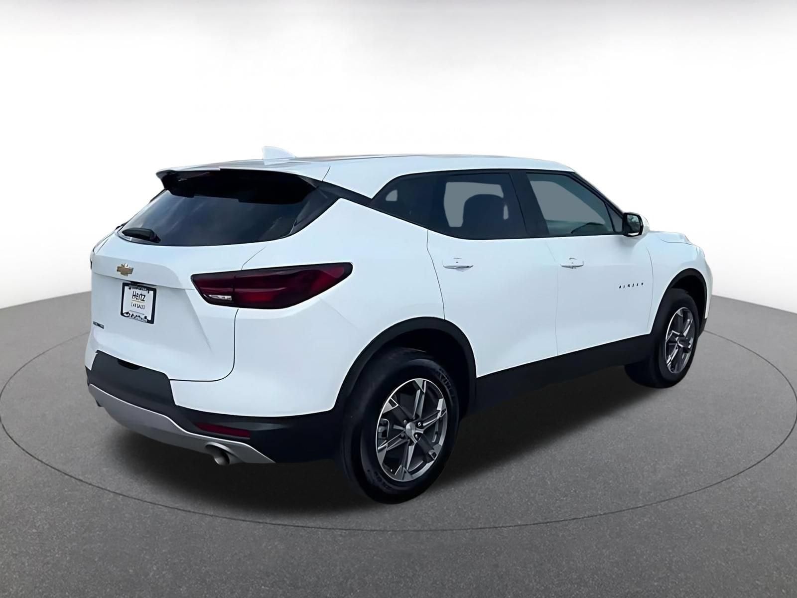 Thumbnail: 2026 Chevrolet Blazer - 13