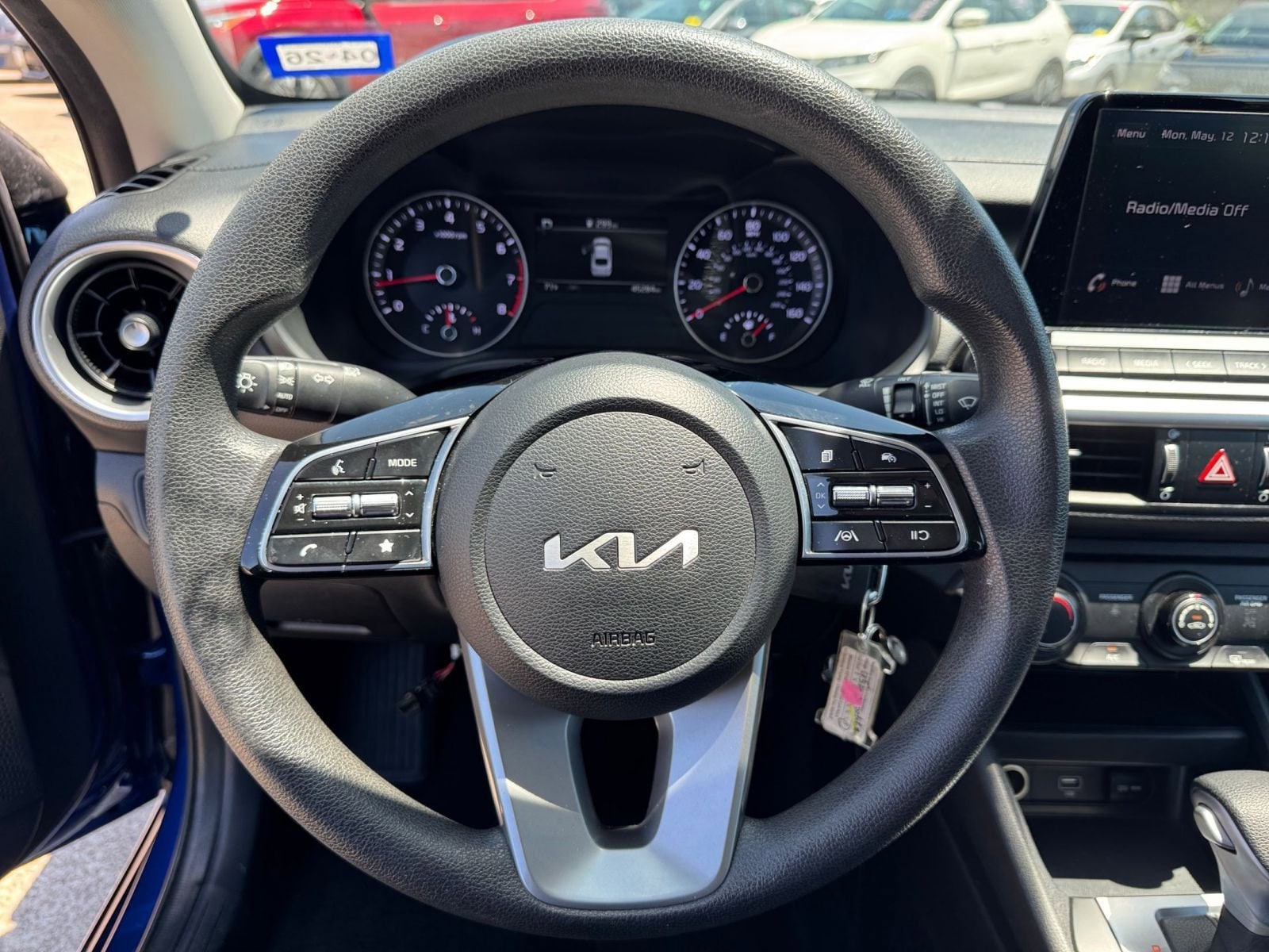 Thumbnail: 2023 Kia Forte - 23
