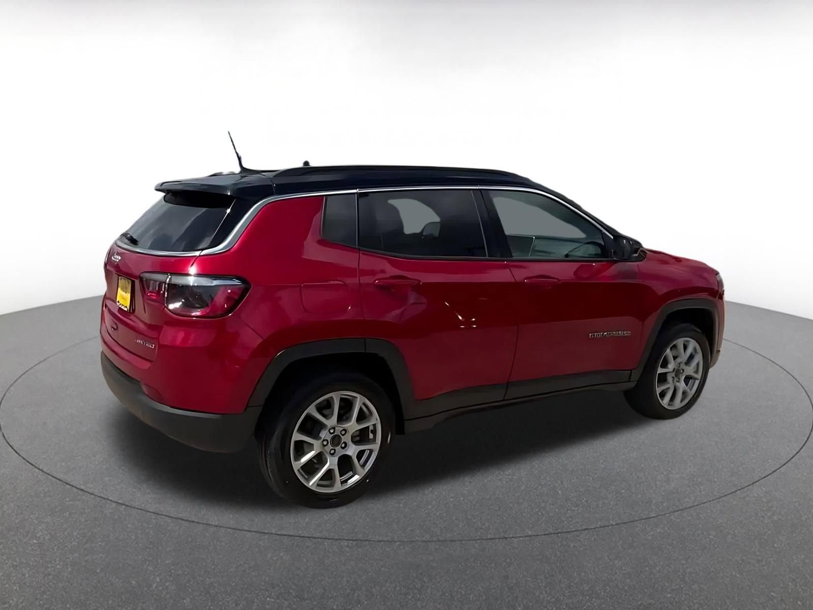 Thumbnail: 2025 Jeep Compass - 14