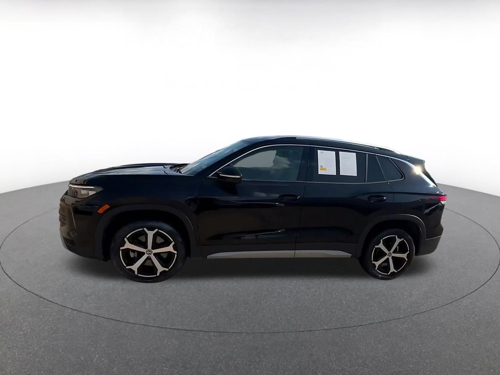 Thumbnail: 2026 Volkswagen Tiguan - 8