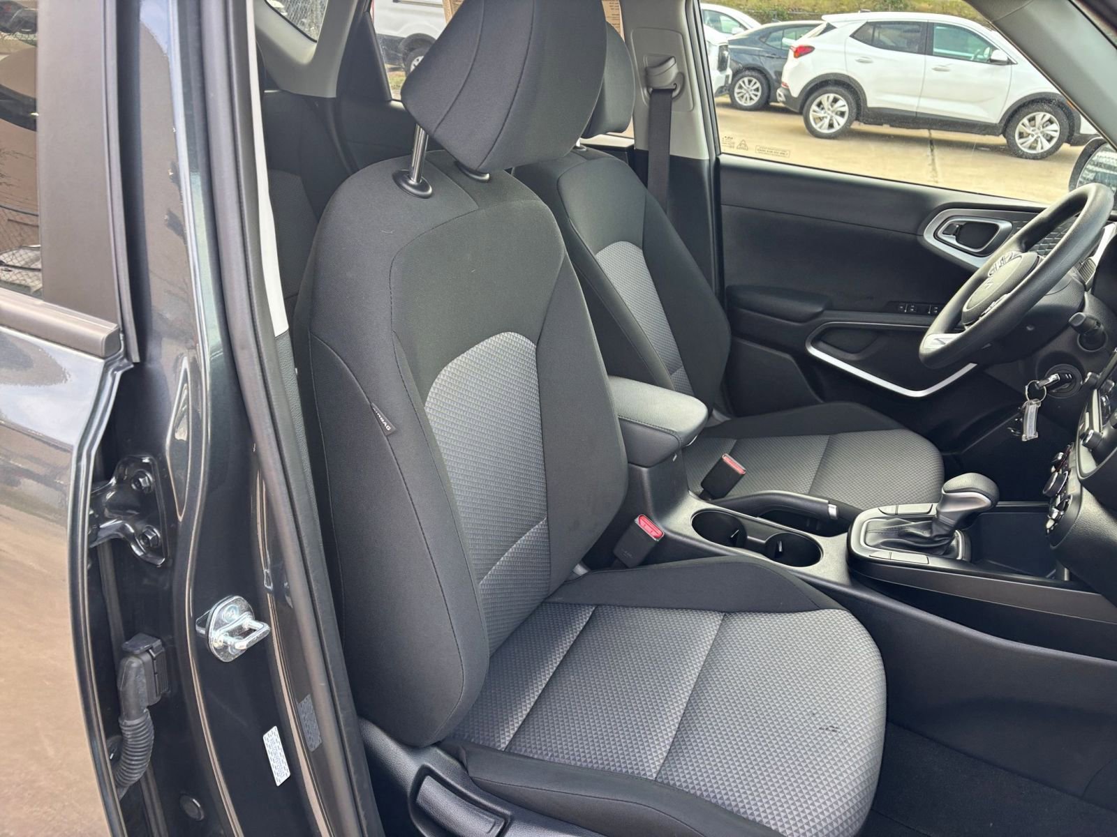 Thumbnail: 2025 Kia Soul - 32