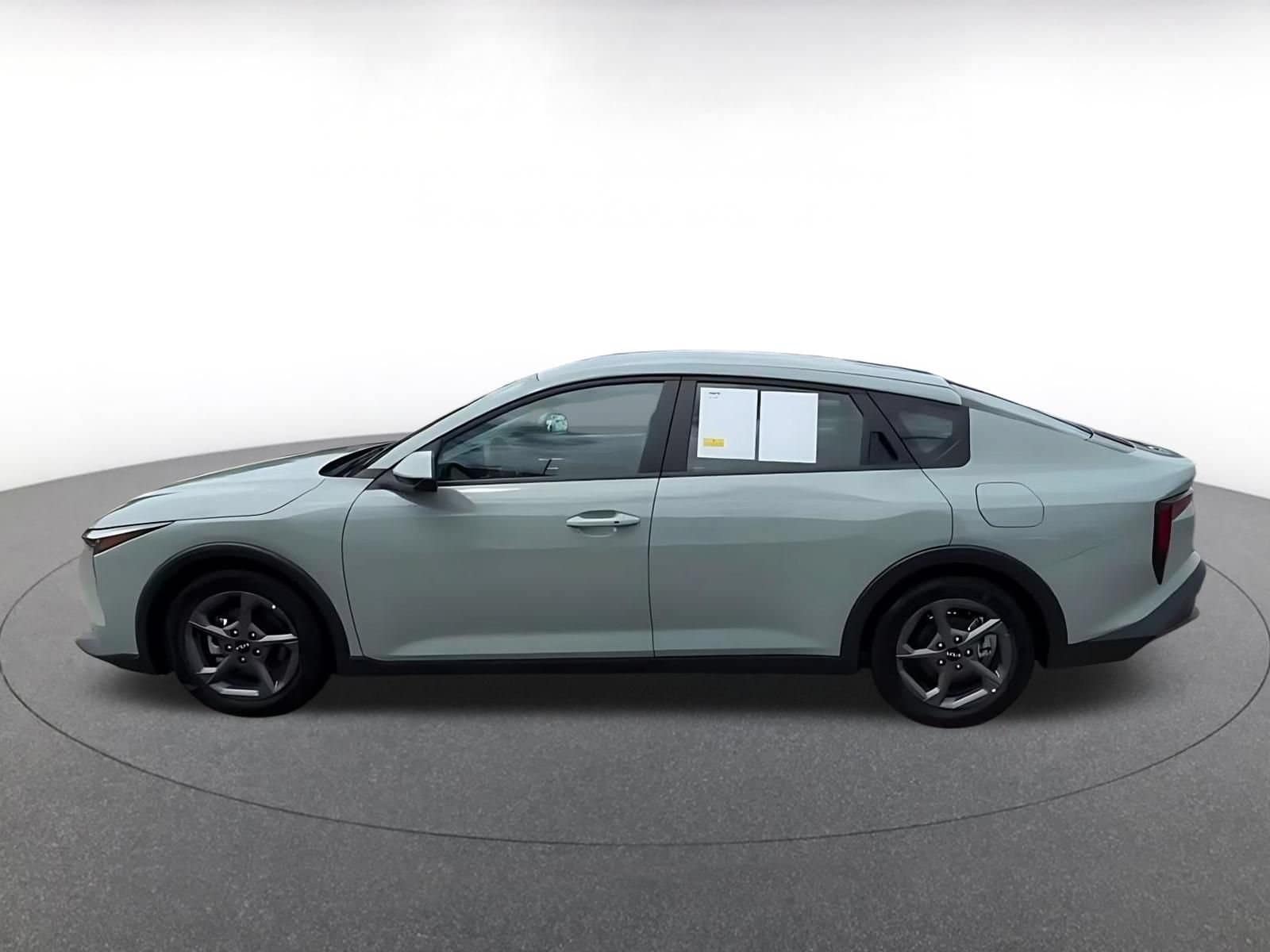 Thumbnail: 2025 Kia K4 - 8
