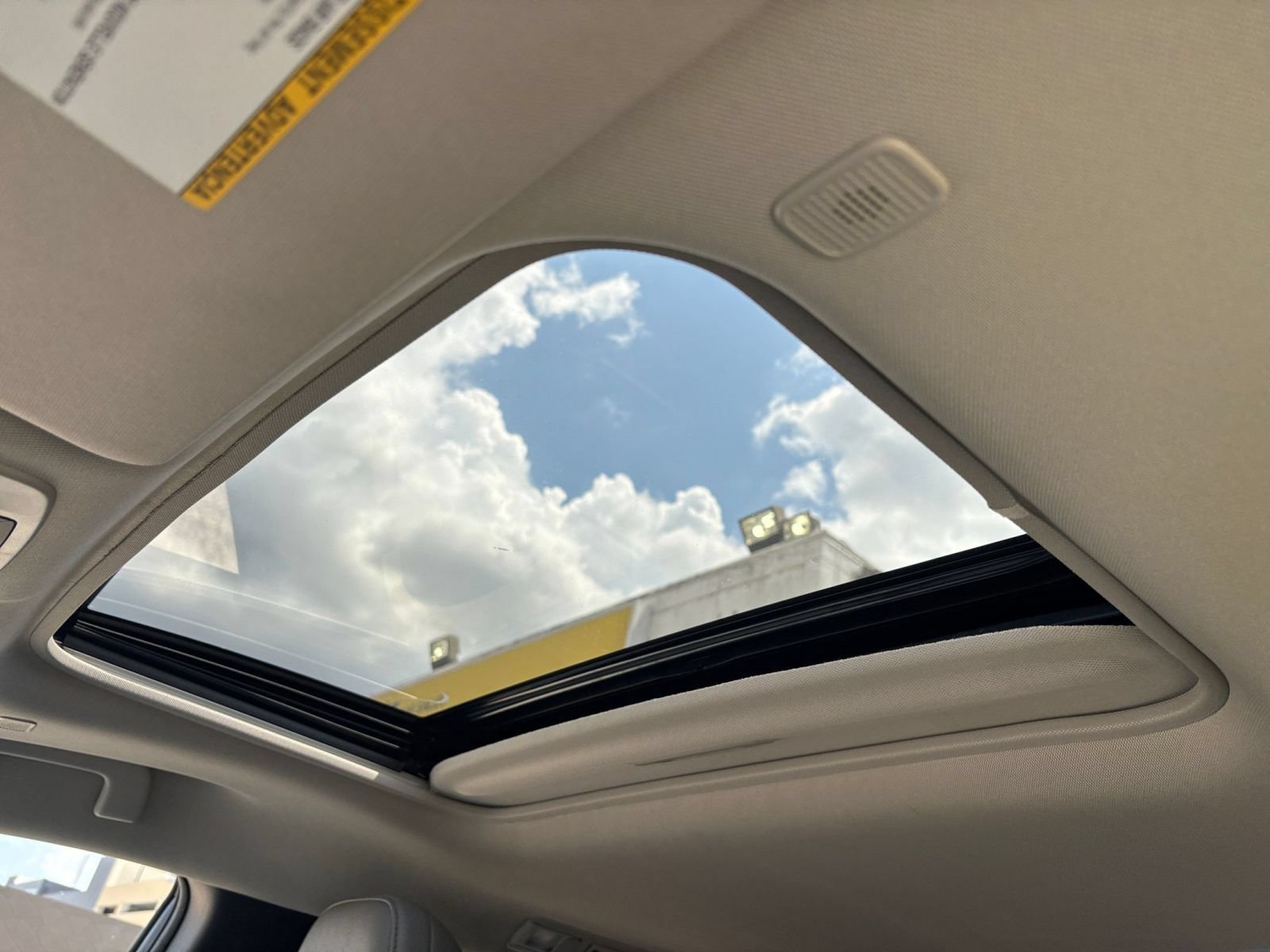 Thumbnail: 2025 Toyota Sienna - 29