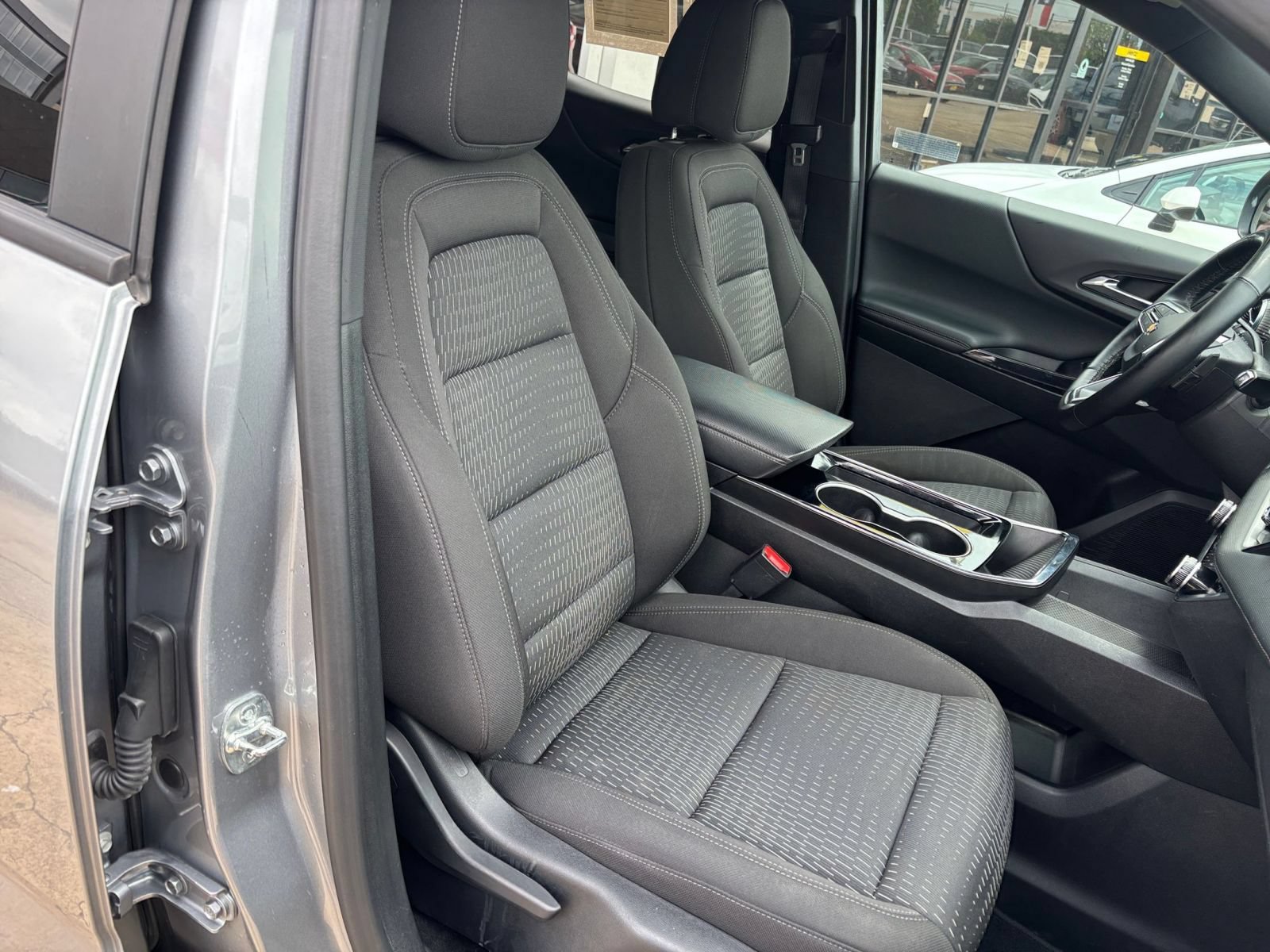 Thumbnail: 2025 Chevrolet Equinox - 31