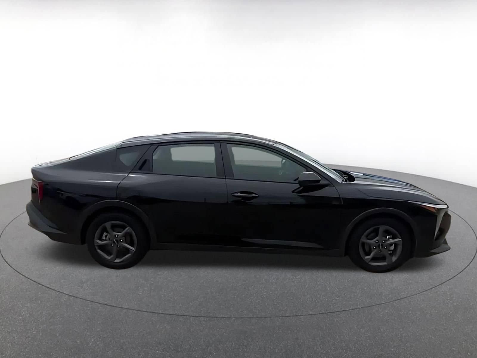 Thumbnail: 2025 Kia K4 - 15