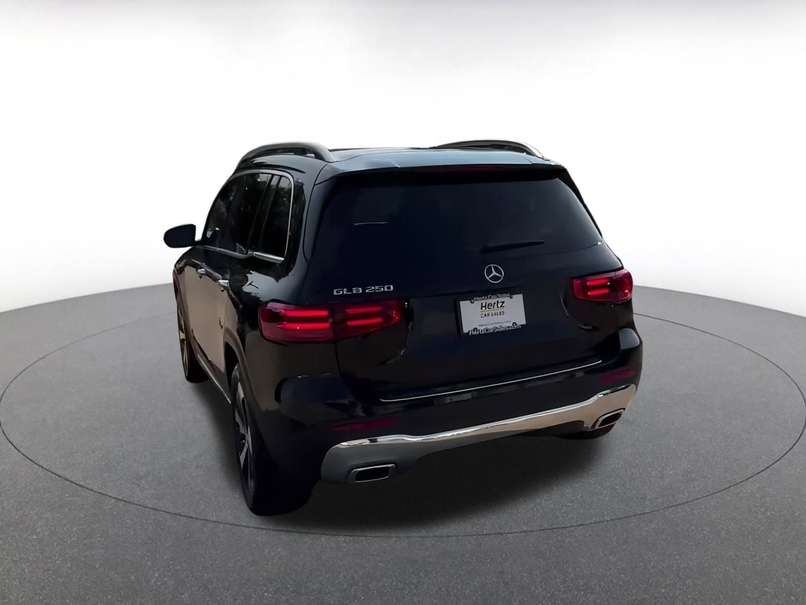 Thumbnail: 2024 Mercedes-Benz GLB - 11