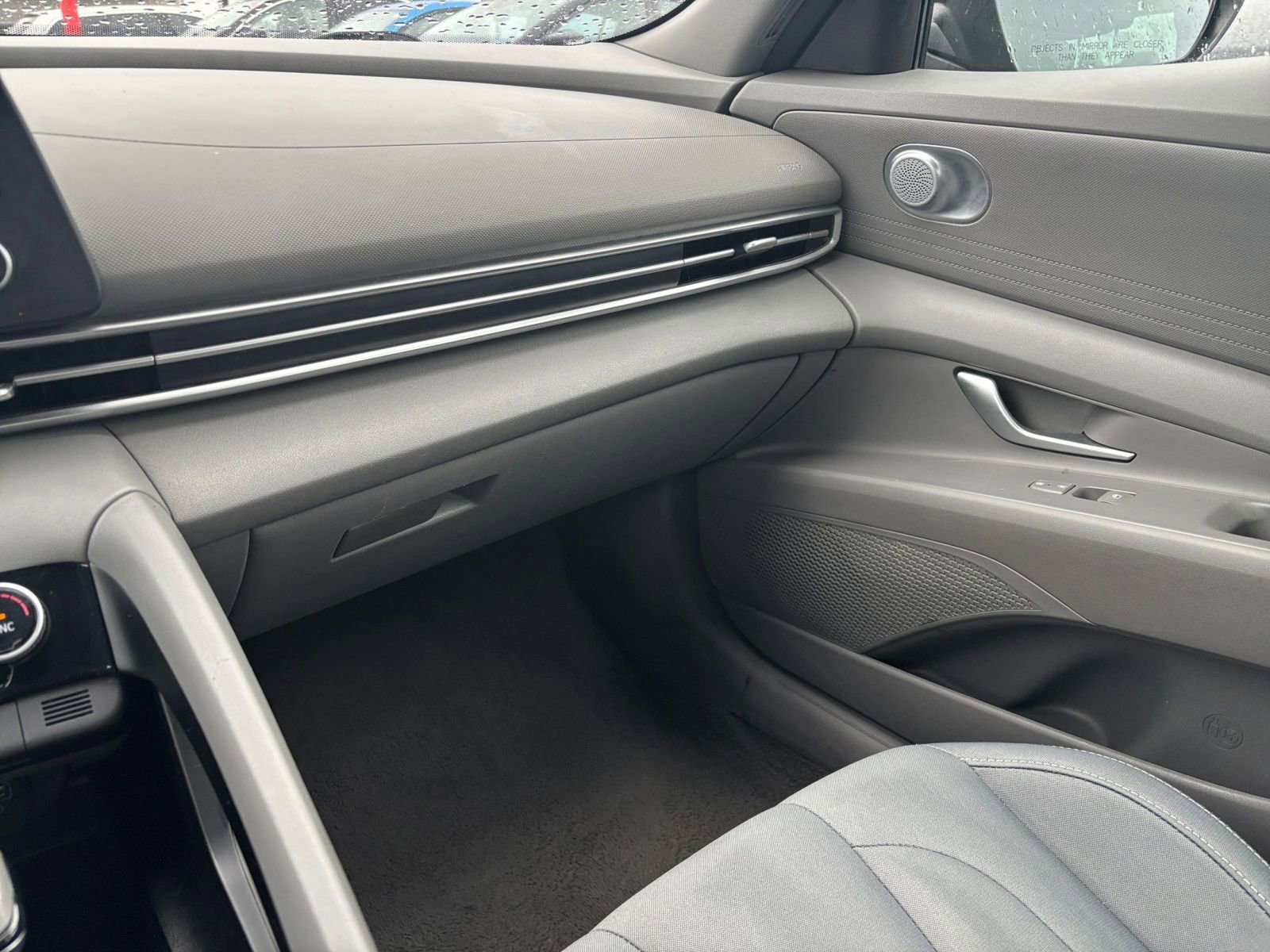 Thumbnail: 2023 Hyundai Elantra - 34