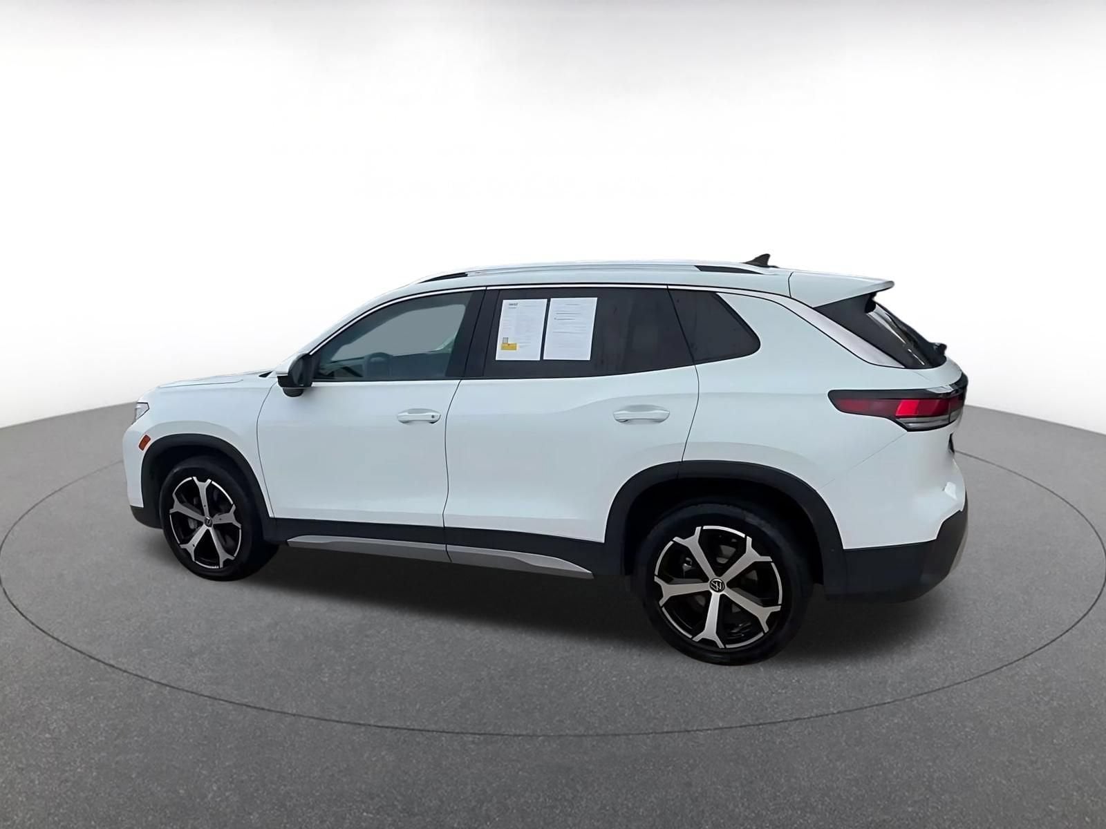 Thumbnail: 2026 Volkswagen Tiguan - 9
