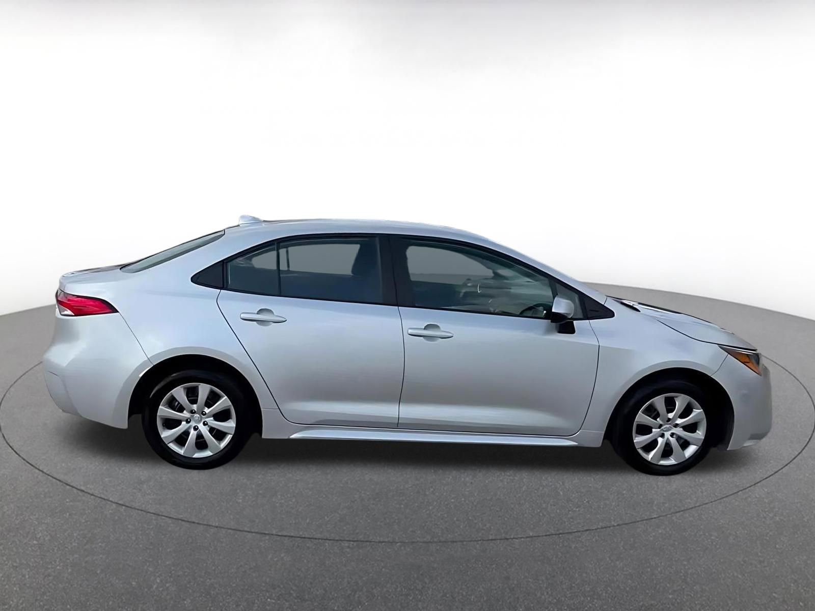 Thumbnail: 2025 Toyota Corolla - 15