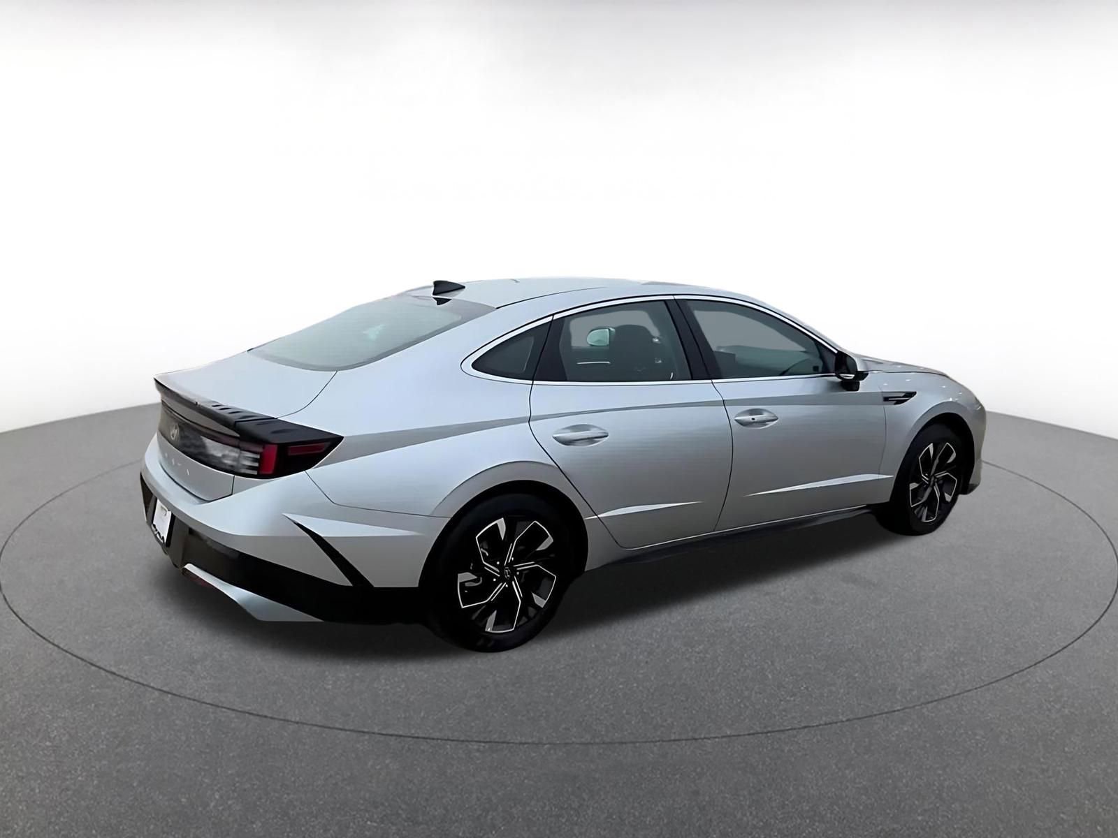 Thumbnail: 2025 Hyundai Sonata - 15