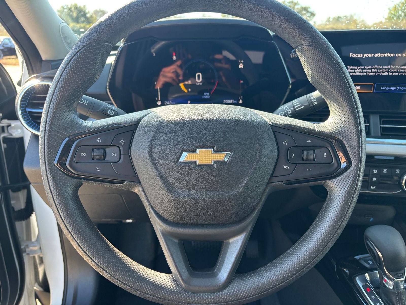 Thumbnail: 2025 Chevrolet Trax - 27