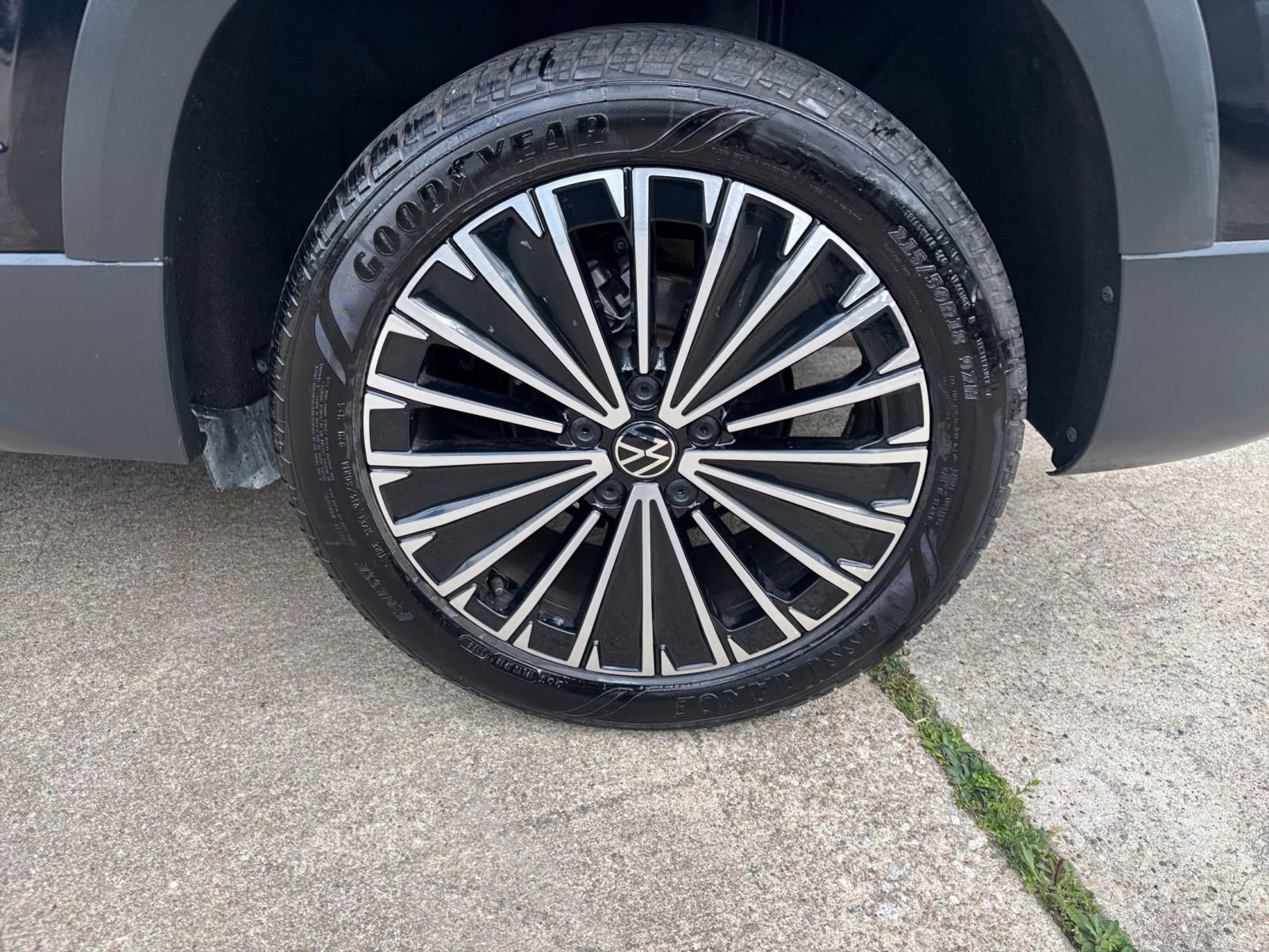 Thumbnail: 2025 Volkswagen Taos - 31