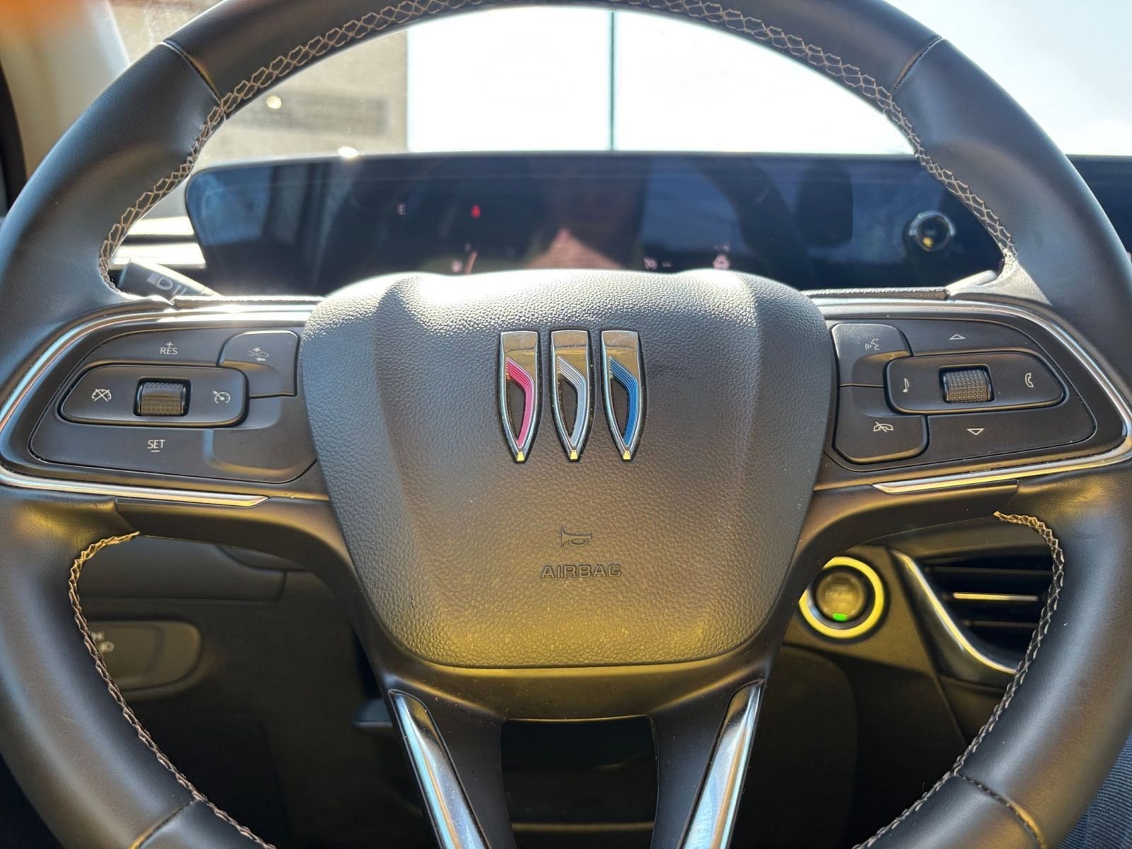 Thumbnail: 2025 Buick Encore GX - 27