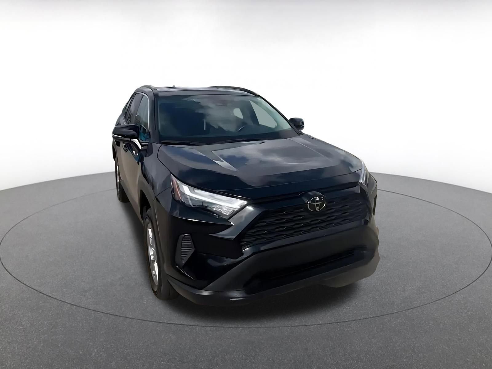 Thumbnail: 2025 Toyota RAV4 - 3