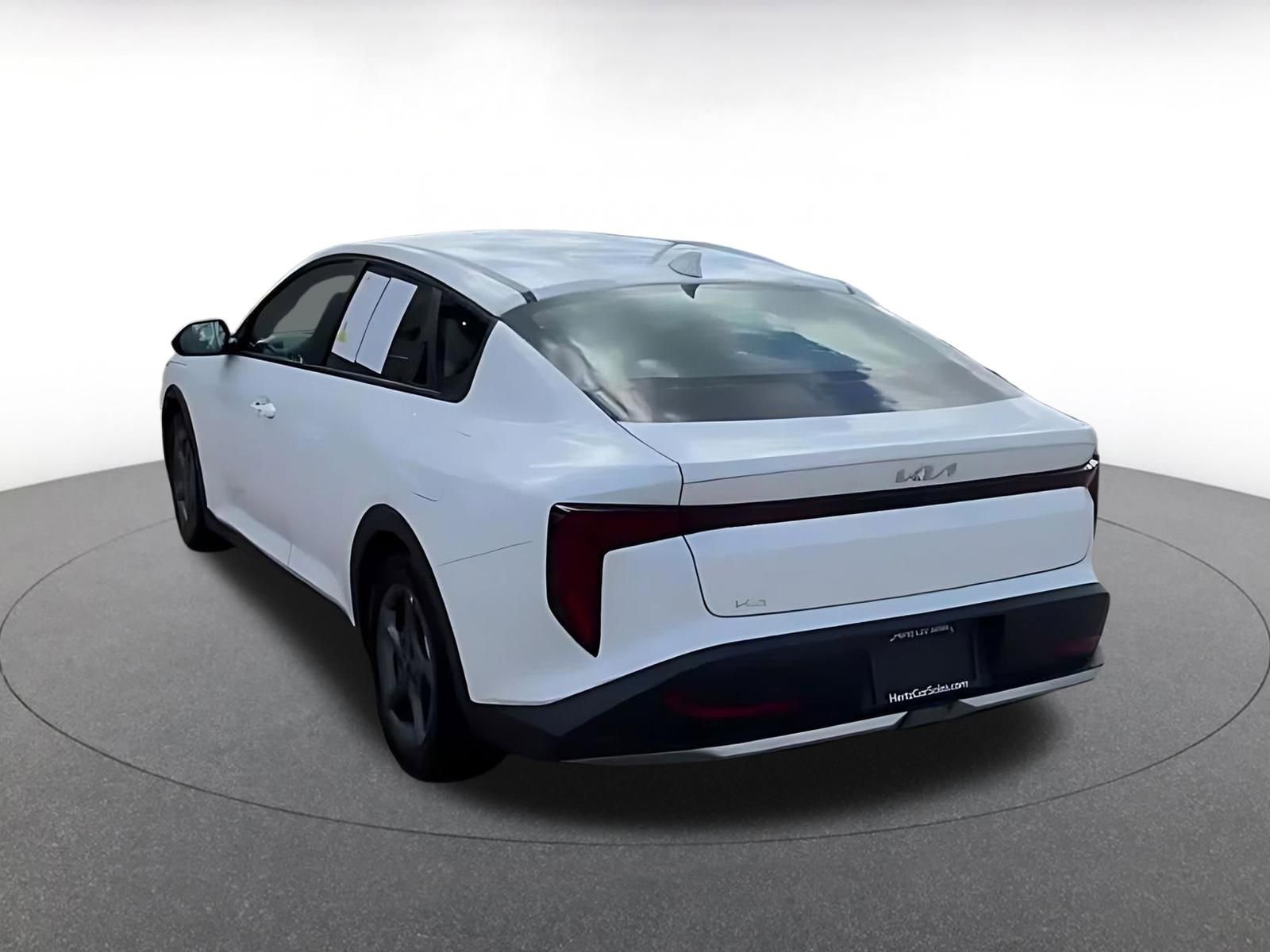 Thumbnail: 2025 Kia K4 - 4